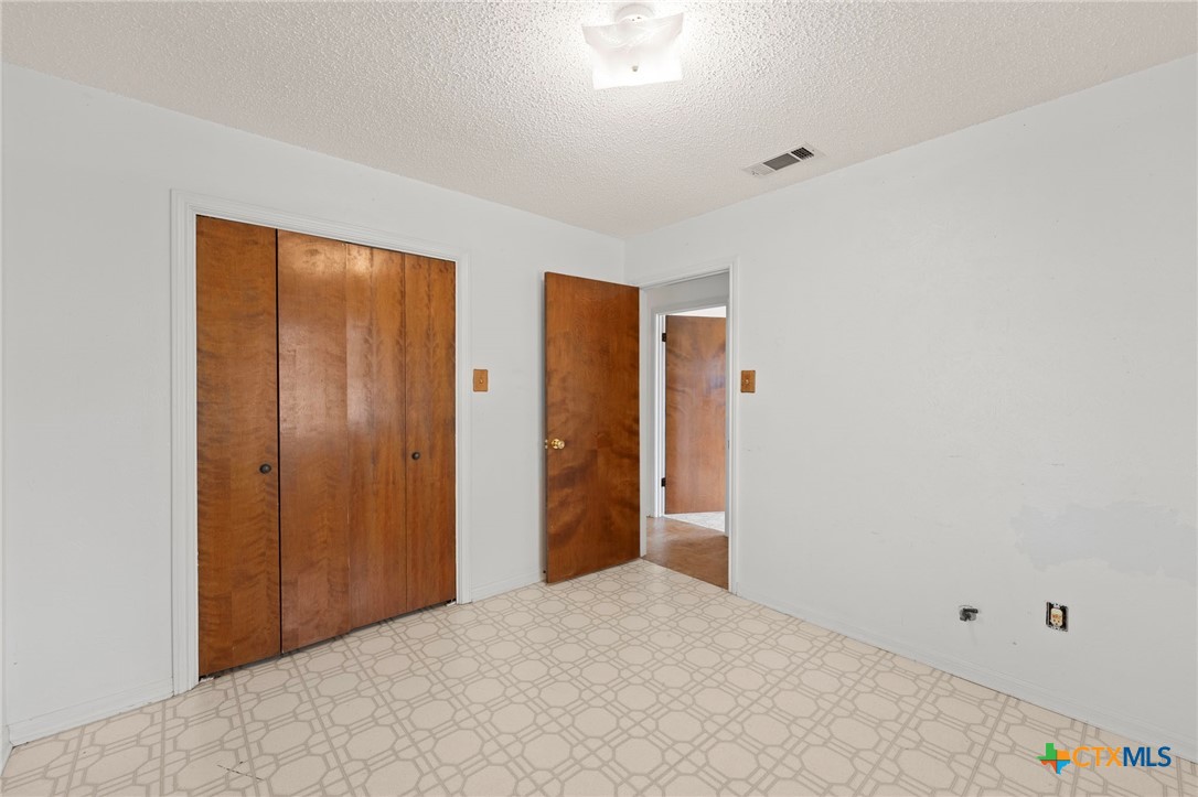 Killeen, Texas, 76549, United States, 3 Bedrooms Bedrooms, ,1 BathroomBathrooms,Residential,For Sale,1906689