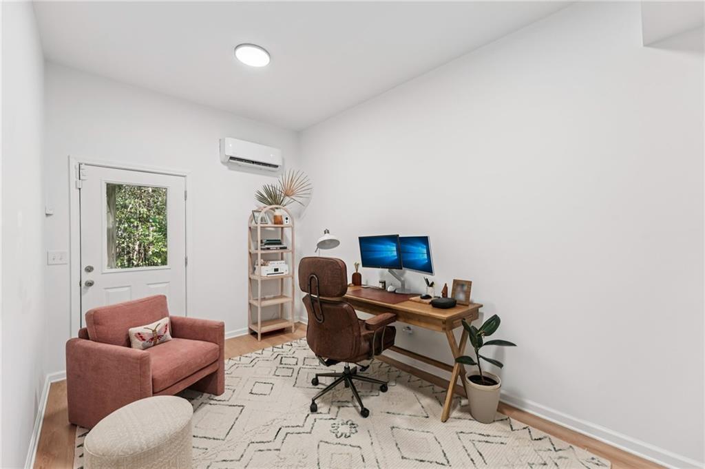 Canton, Georgia, 30114, United States, 6 Bedrooms Bedrooms, ,4 BathroomsBathrooms,Residential,For Sale,1978205