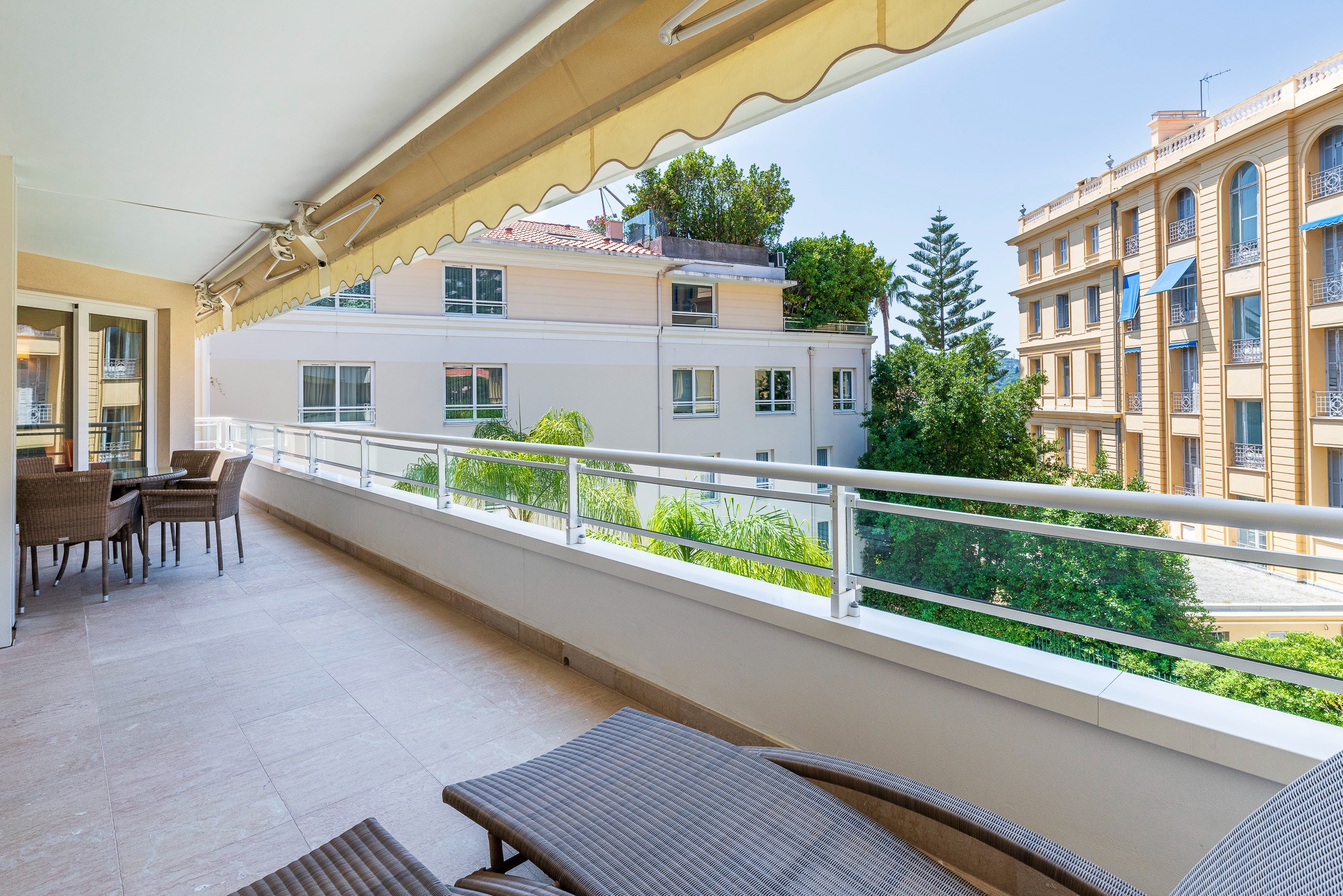  Beaulieu-sur-Mer elegant 141.45 sqm apartment with terrace and pool in a modern… - 物件實景