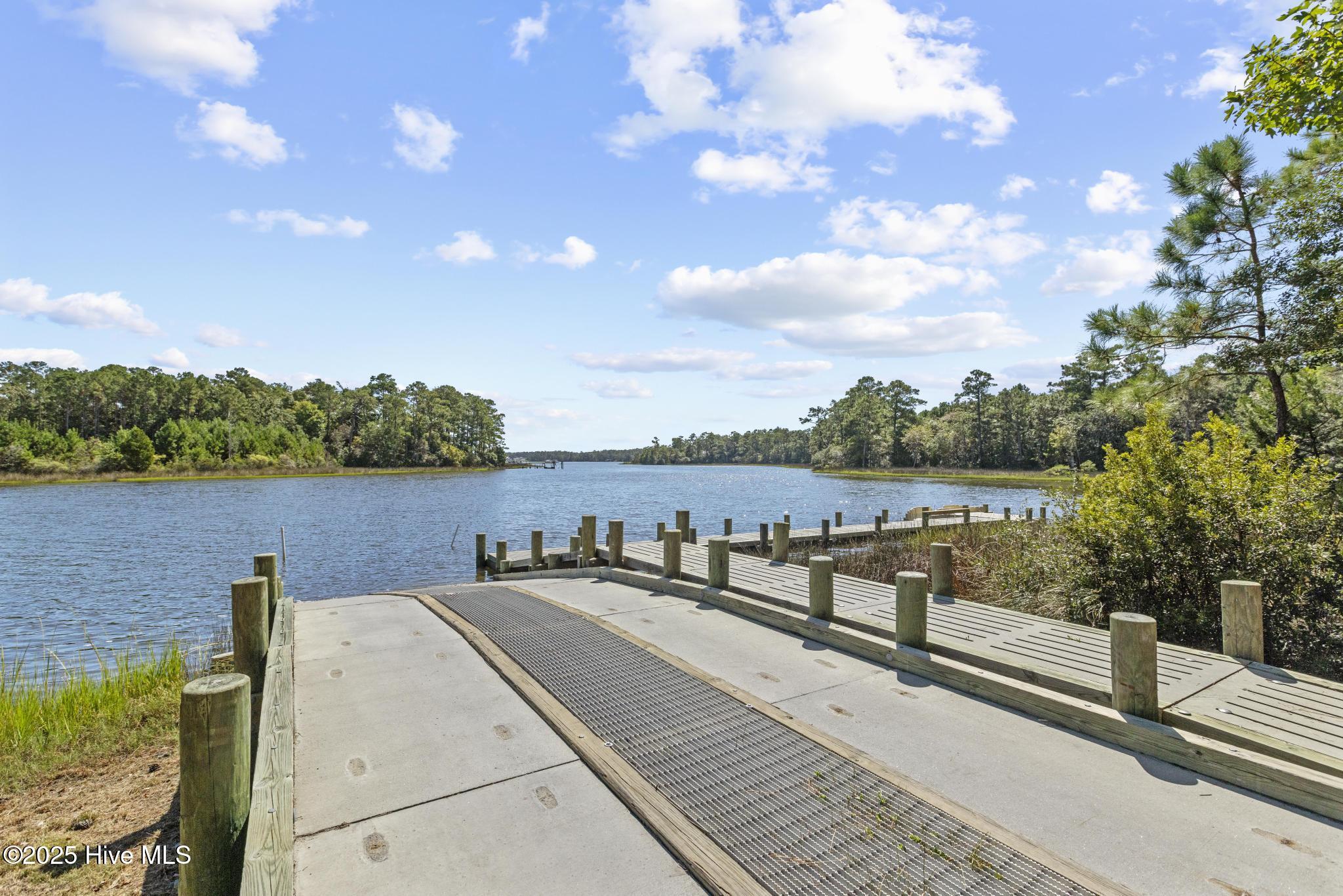 Peletier, North Carolina, 28584, United States, 4 Bedrooms Bedrooms, ,3 BathroomsBathrooms,Residential,For Sale,1976266