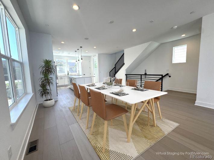 Englewood, Colorado, 80112, United States, 3 Bedrooms Bedrooms, ,4 BathroomsBathrooms,Residential,For Sale,1912671