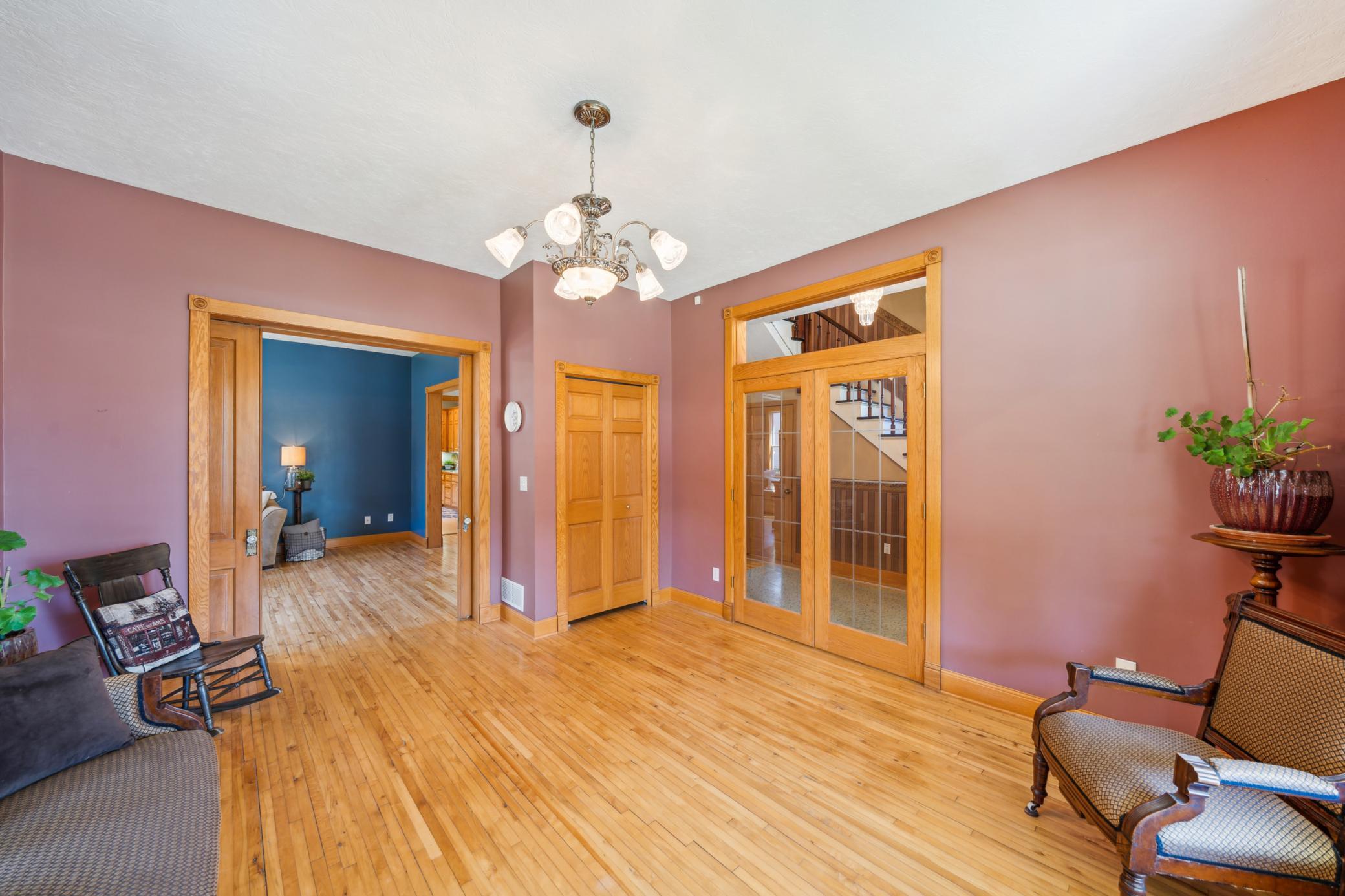Stillwater, Minnesota, 55082, United States, 4 Bedrooms Bedrooms, ,1 BathroomBathrooms,Residential,For Sale,1848703
