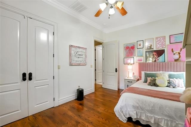 Tahlequah, Oklahoma, 74464, United States, 5 Bedrooms Bedrooms, ,5 BathroomsBathrooms,Residential,For Sale,1987377