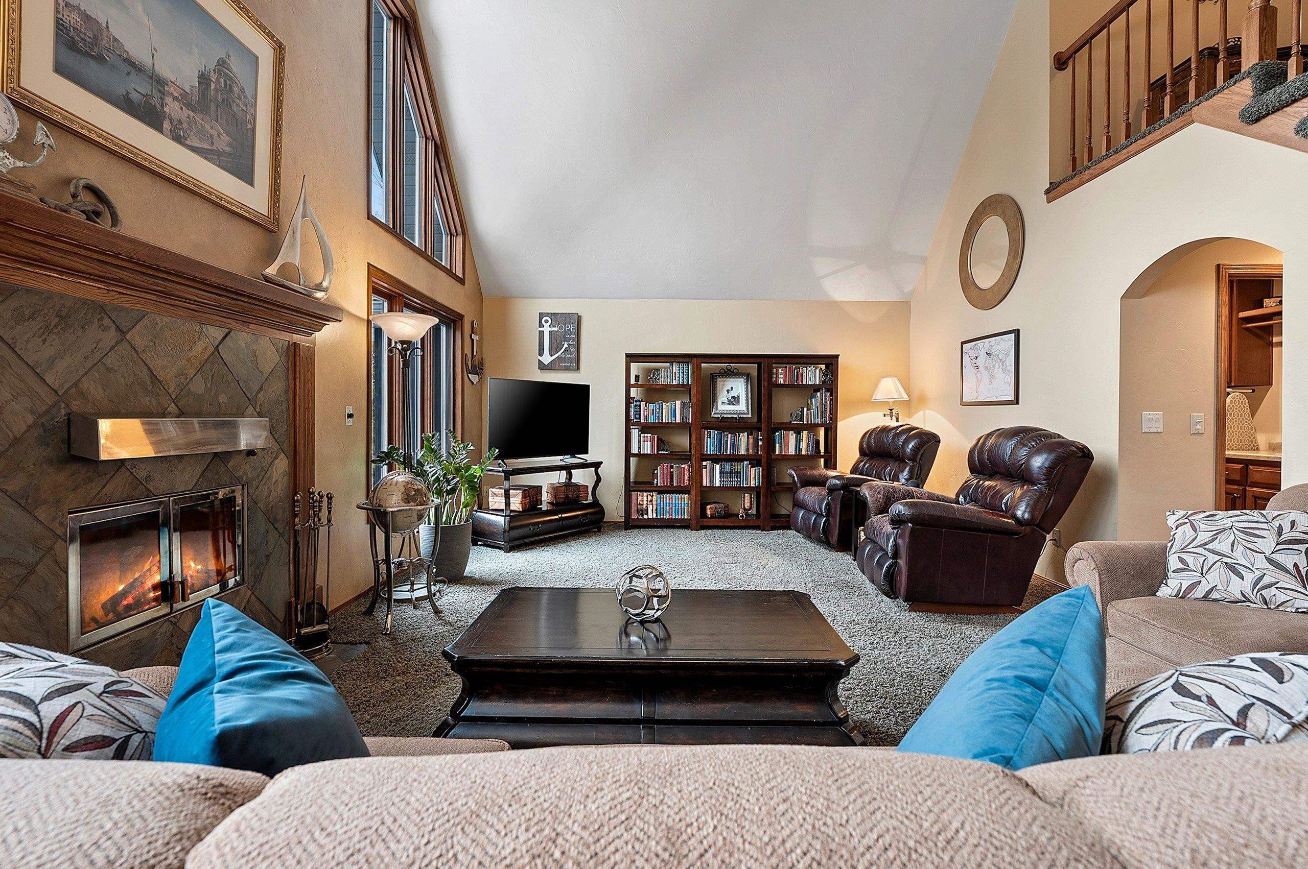 GREEN BAY, Wisconsin, 54313-8600, United States, 3 Bedrooms Bedrooms, ,4 BathroomsBathrooms,Residential,For Sale,2009732