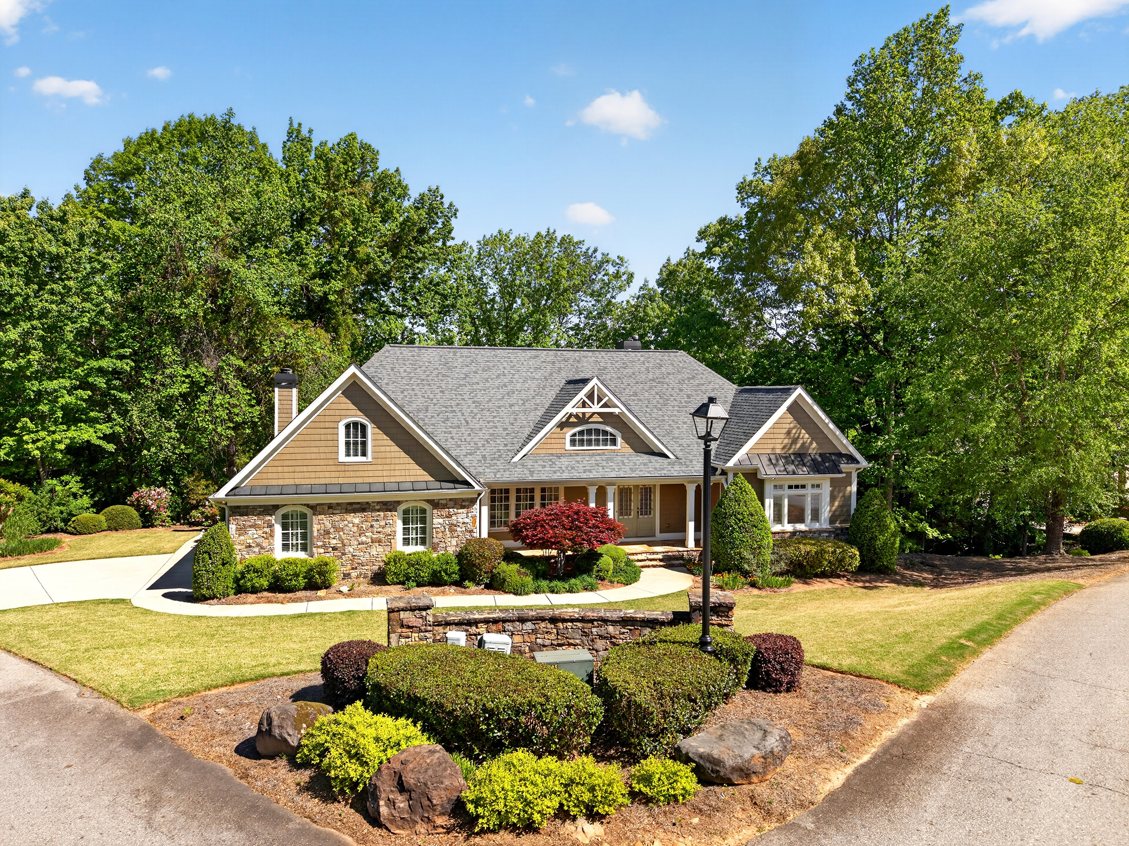  Beautifully Updated Ranch-Style Home in the Prestigious Achasta Golf Community - 物件實景