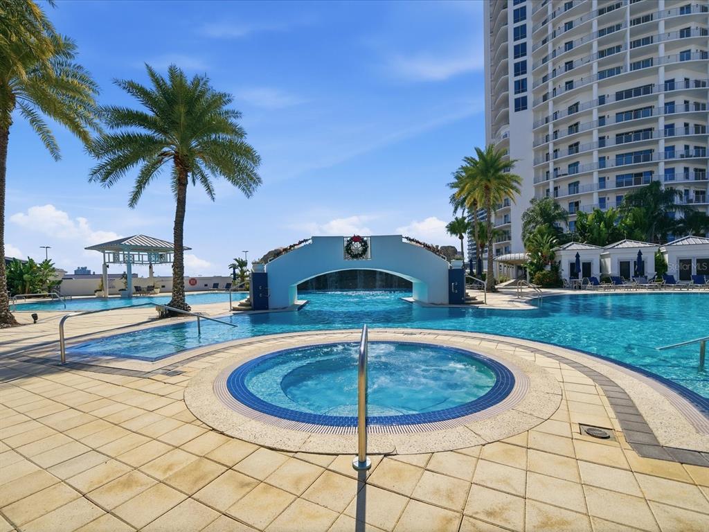 Tampa, Florida, 33602, United States, 2 Bedrooms Bedrooms, ,3 BathroomsBathrooms,Residential,For Sale,2003019