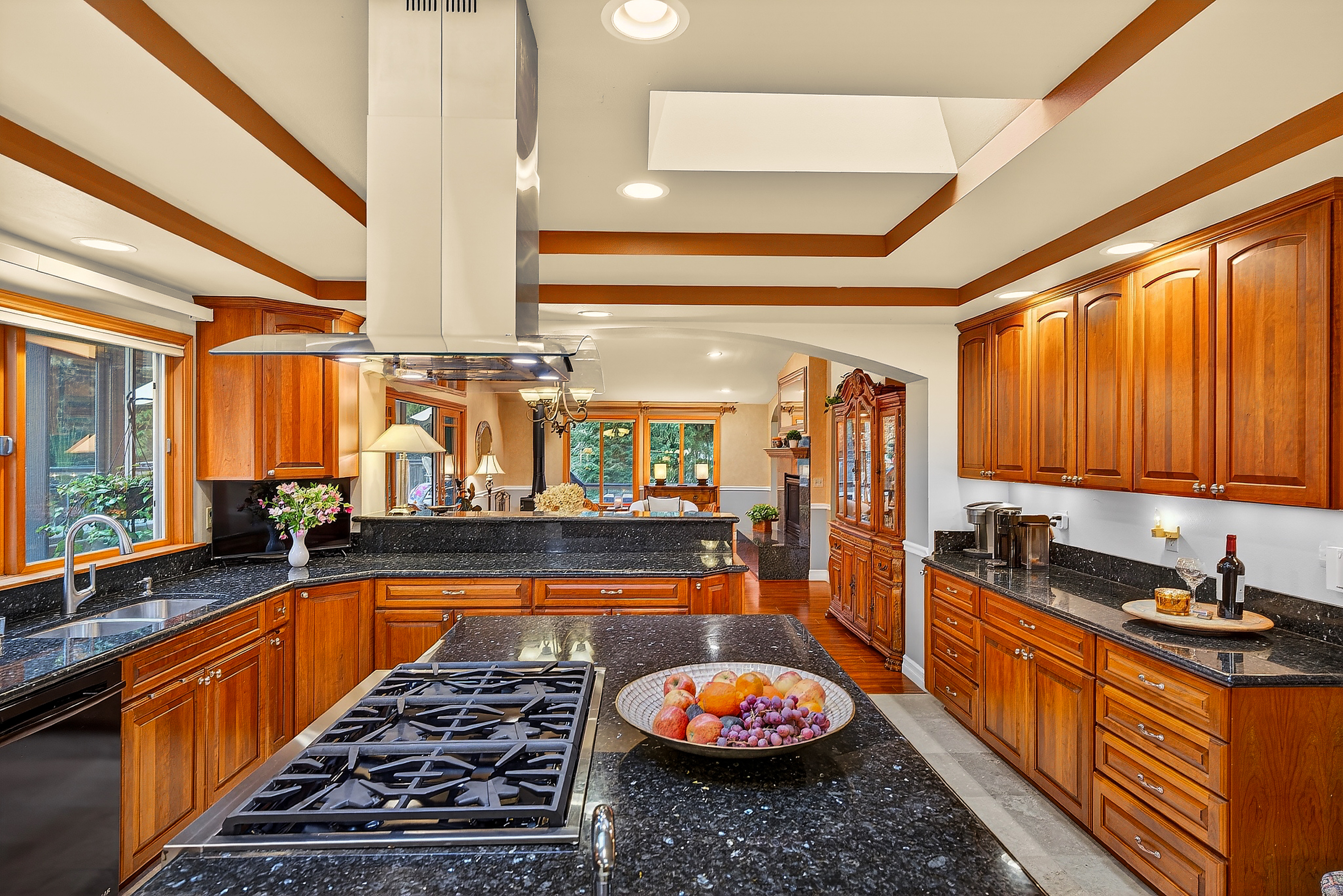  4141 Edith Point Rd, Anacortes, WA 98221 - 物件實景