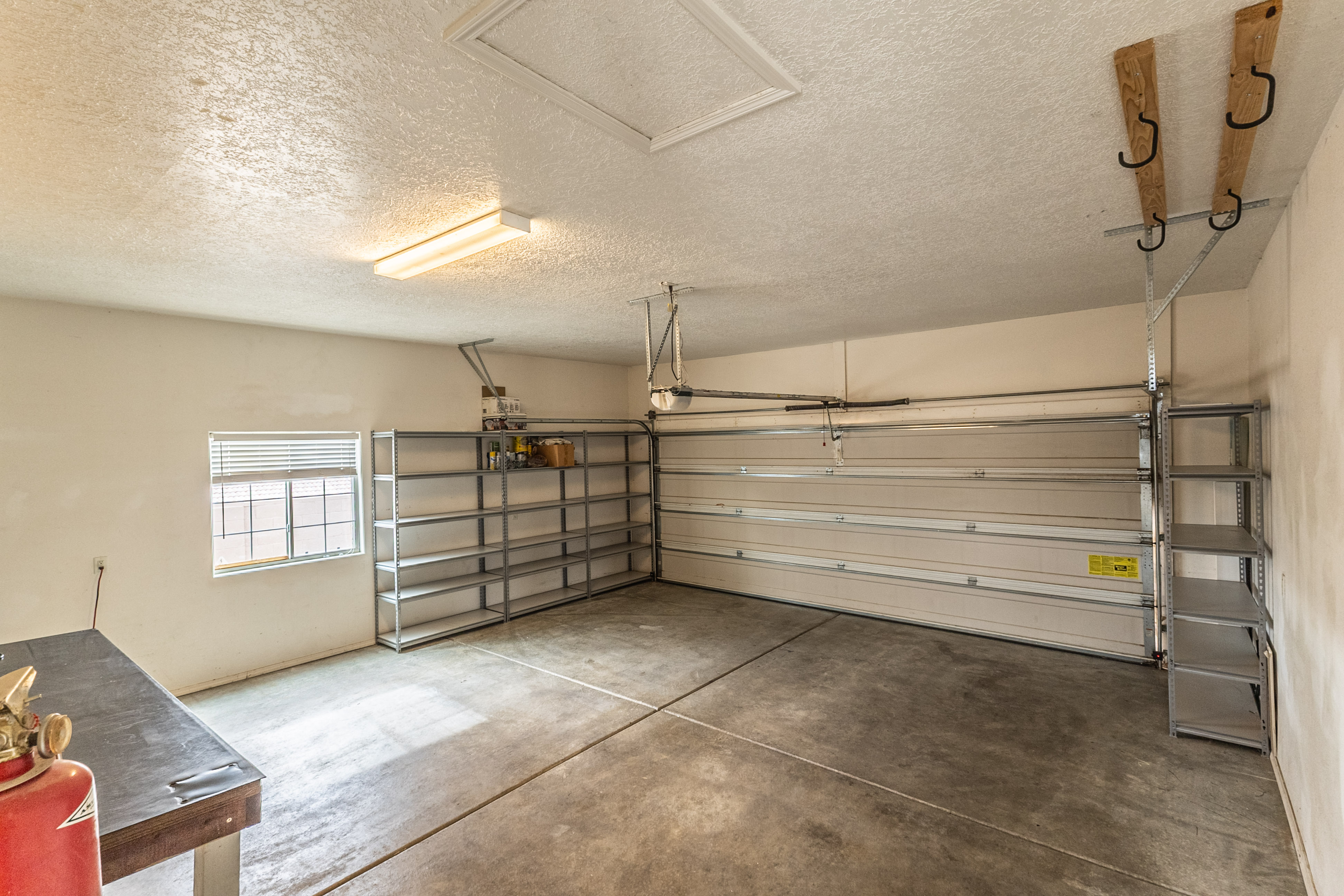 Farmington, New Mexico, 87402, United States, 4 Bedrooms Bedrooms, ,3 BathroomsBathrooms,Residential,For Sale,1995181