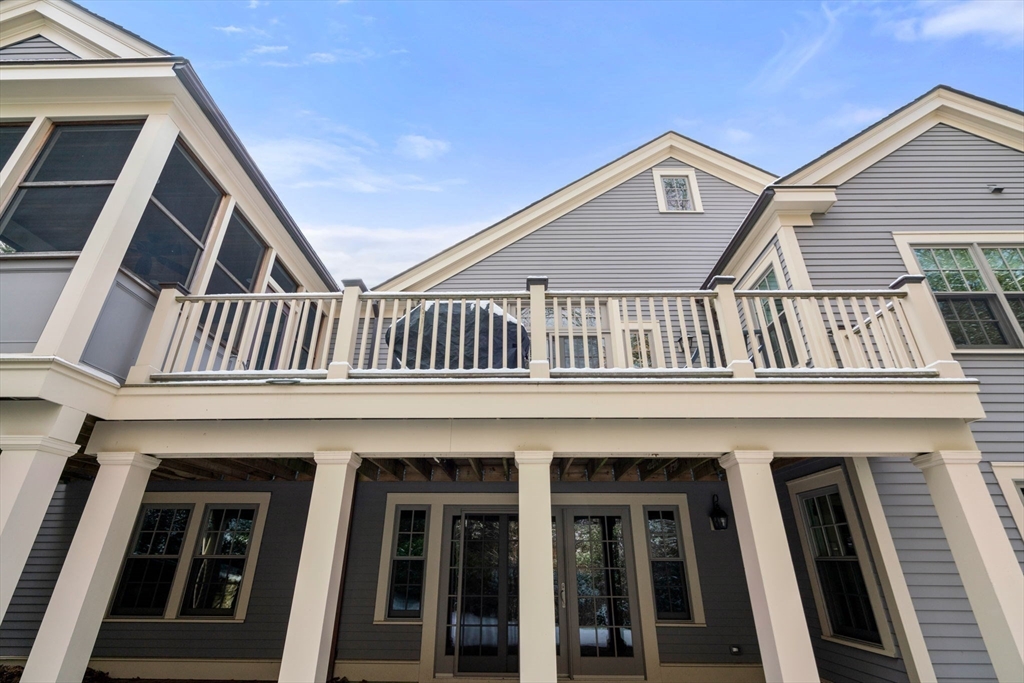 Weston, Massachusetts, 02493, United States, 3 Bedrooms Bedrooms, ,5 BathroomsBathrooms,Residential,For Sale,1941608