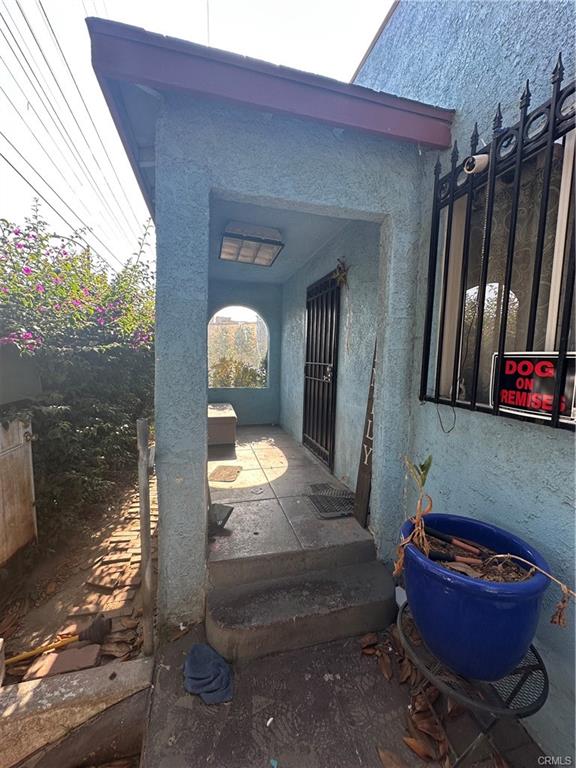 Los Angeles, California, 90044, United States, 2 Bedrooms Bedrooms, ,1 BathroomBathrooms,Residential,For Sale,1928711
