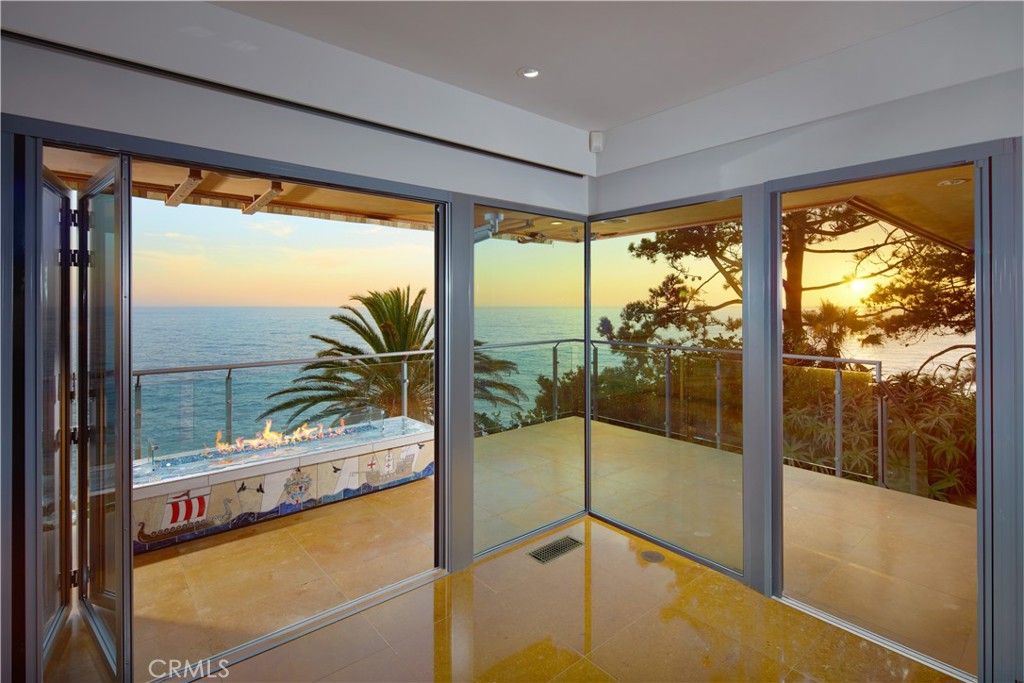 111 S La Senda Drive, Laguna Beach, California, 92651, United States, 4 Bedrooms Bedrooms, ,7 BathroomsBathrooms,Residential,For Sale,111 S La Senda Drive,1625085