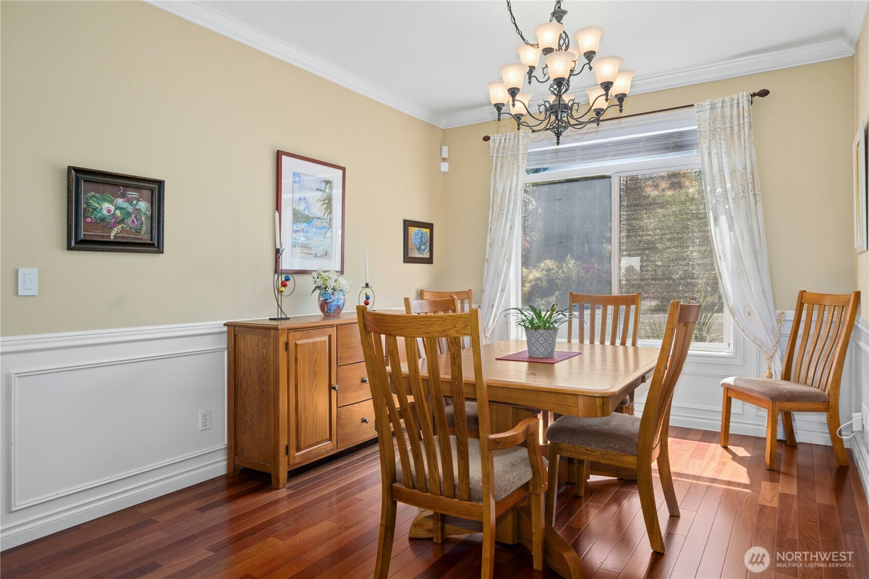 Newcastle, Washington, 98056, United States, 3 Bedrooms Bedrooms, ,3 BathroomsBathrooms,Residential,For Sale,1839033