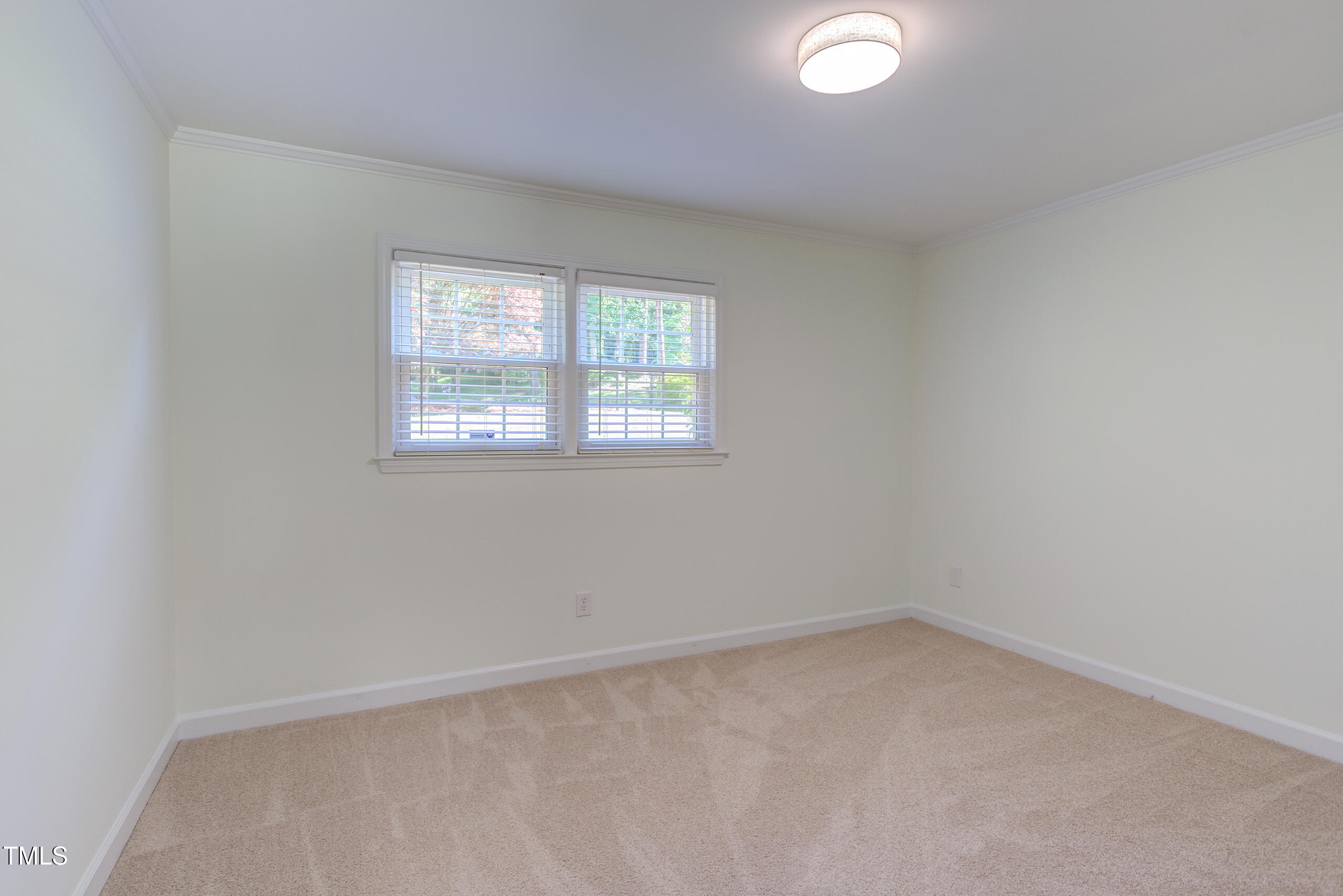Raleigh, North Carolina, 27612, United States, 6 Bedrooms Bedrooms, ,4 BathroomsBathrooms,Residential,For Sale,1793984