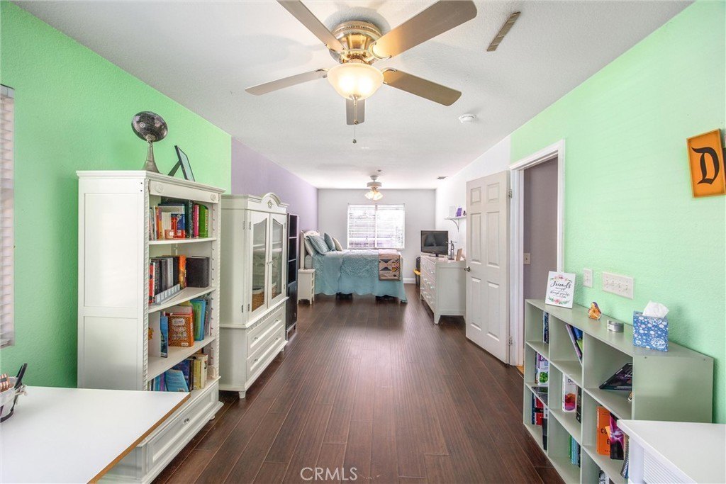 Highland, California, 92346, United States, 5 Bedrooms Bedrooms, ,5 BathroomsBathrooms,Residential,For Sale,1989882