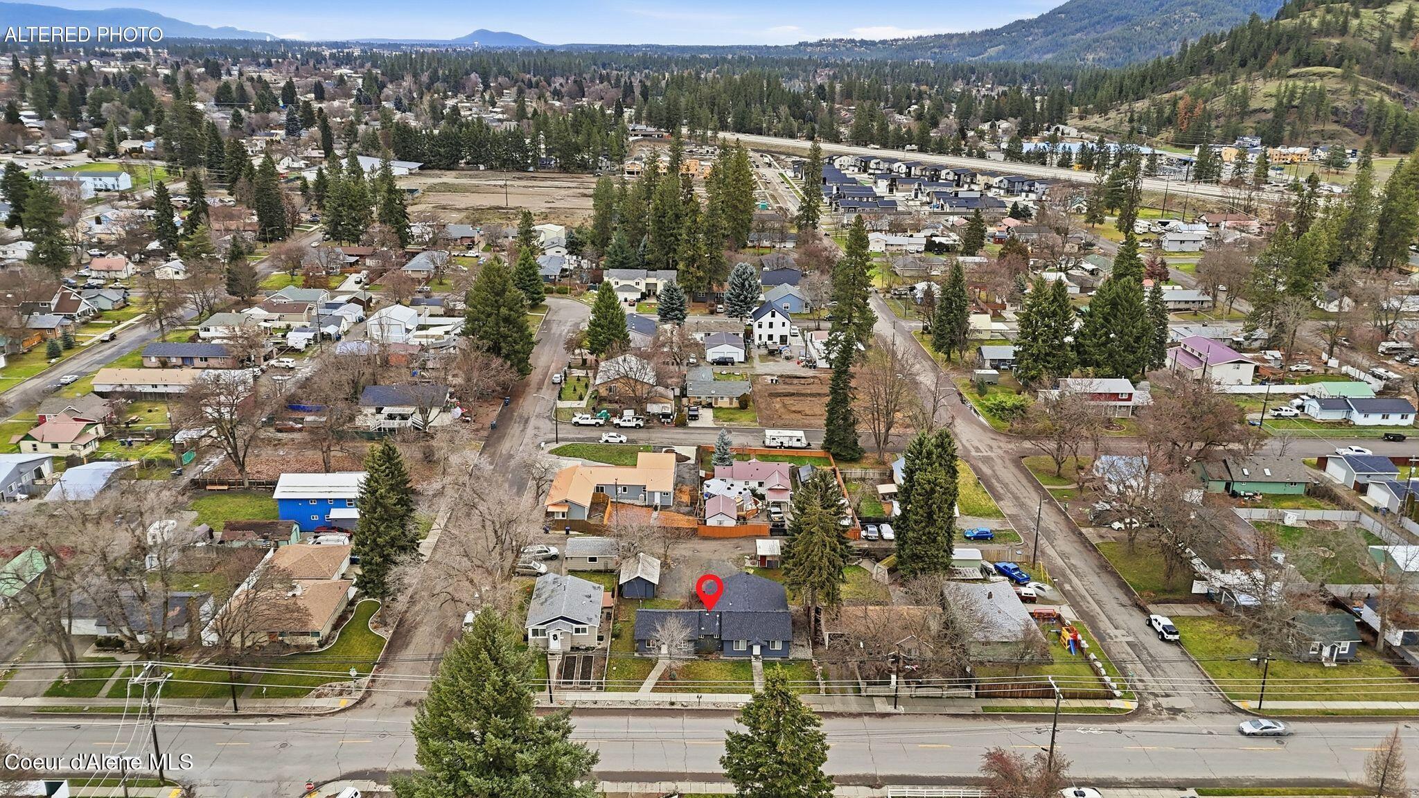 Coeur d'Alene, Idaho, 83814, United States, ,Residential,For Sale,2033062