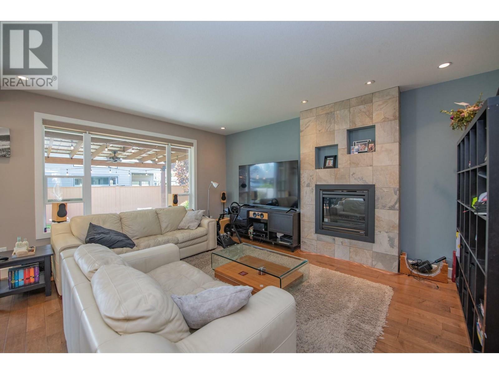 ARMSTRONG, British Columbia, V4Y 0X9, CA, 6 Bedrooms Bedrooms, ,3 BathroomsBathrooms,Residential,For Sale,1838697