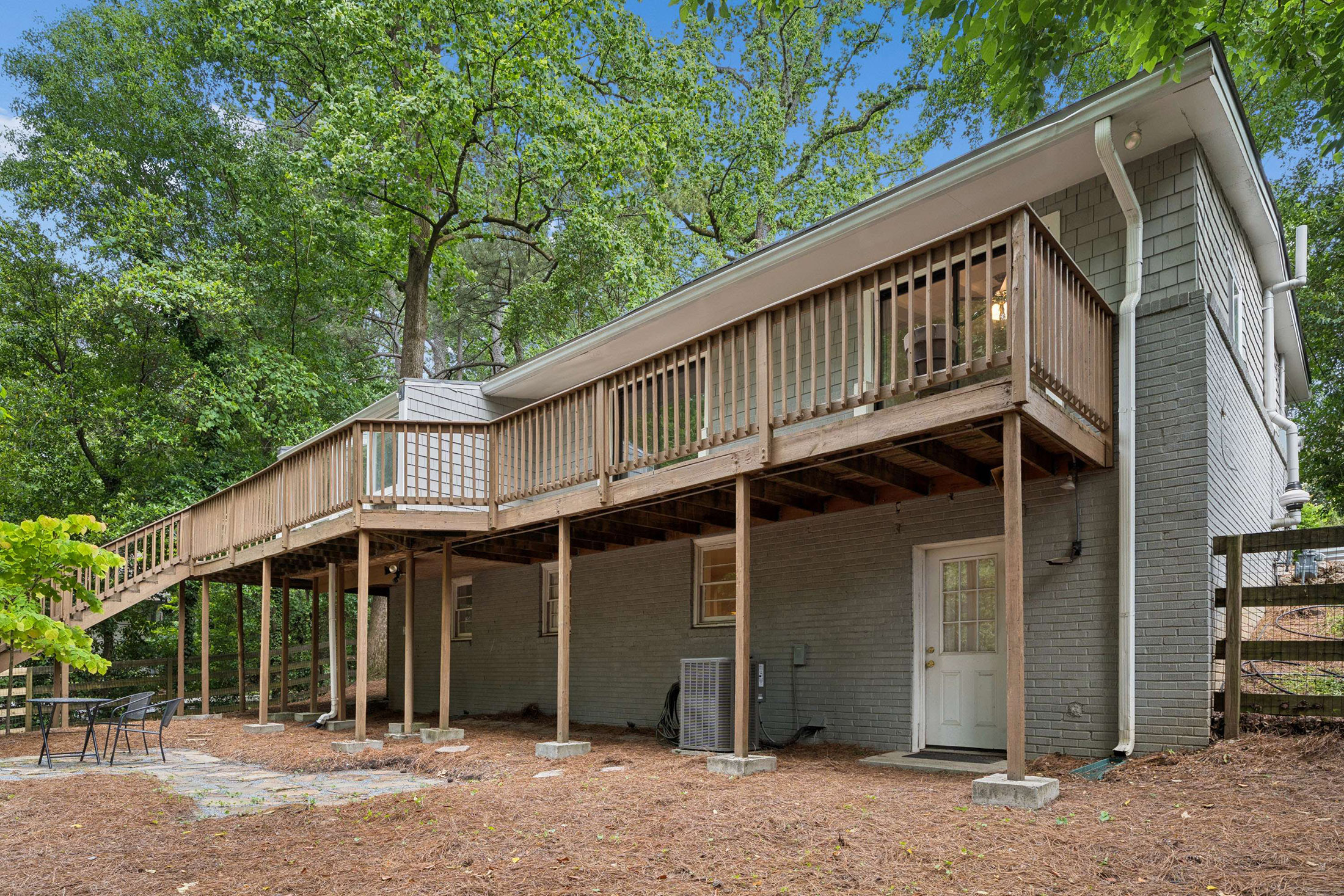  Modern Luxury Meets Total Peace in Brookhaven - 物件實景