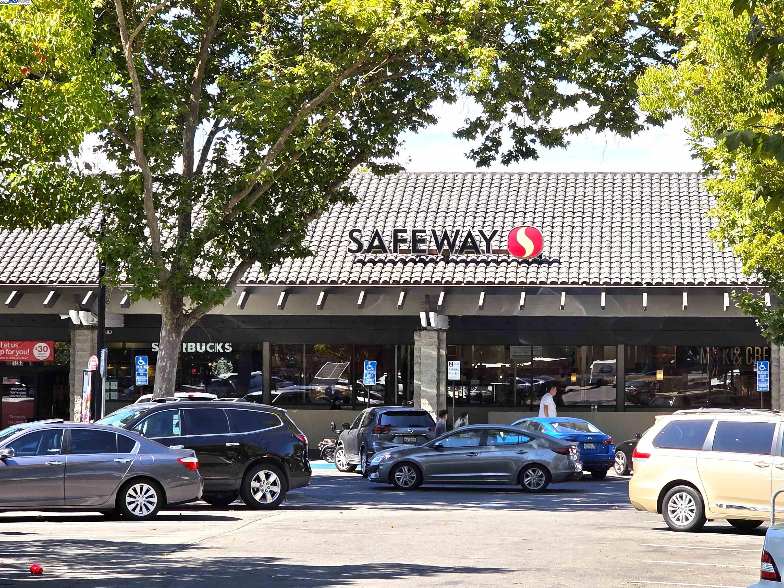 Oakland, California, 94603, United States, 3 Bedrooms Bedrooms, ,2 BathroomsBathrooms,Residential,For Sale,1991687