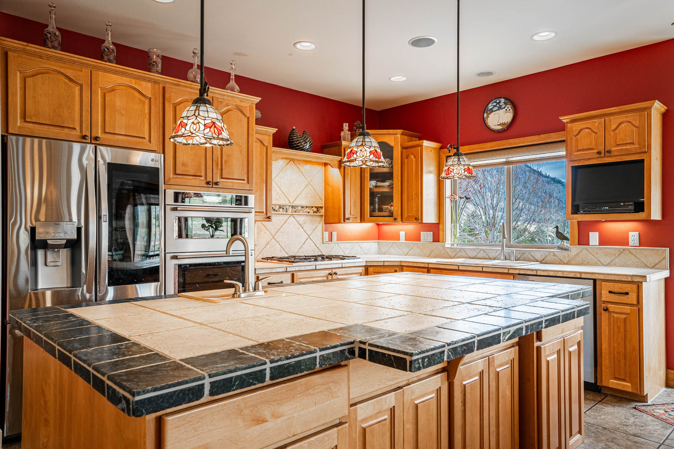  Lake Chelan View Estate with Barn & Acreage - 物件實景