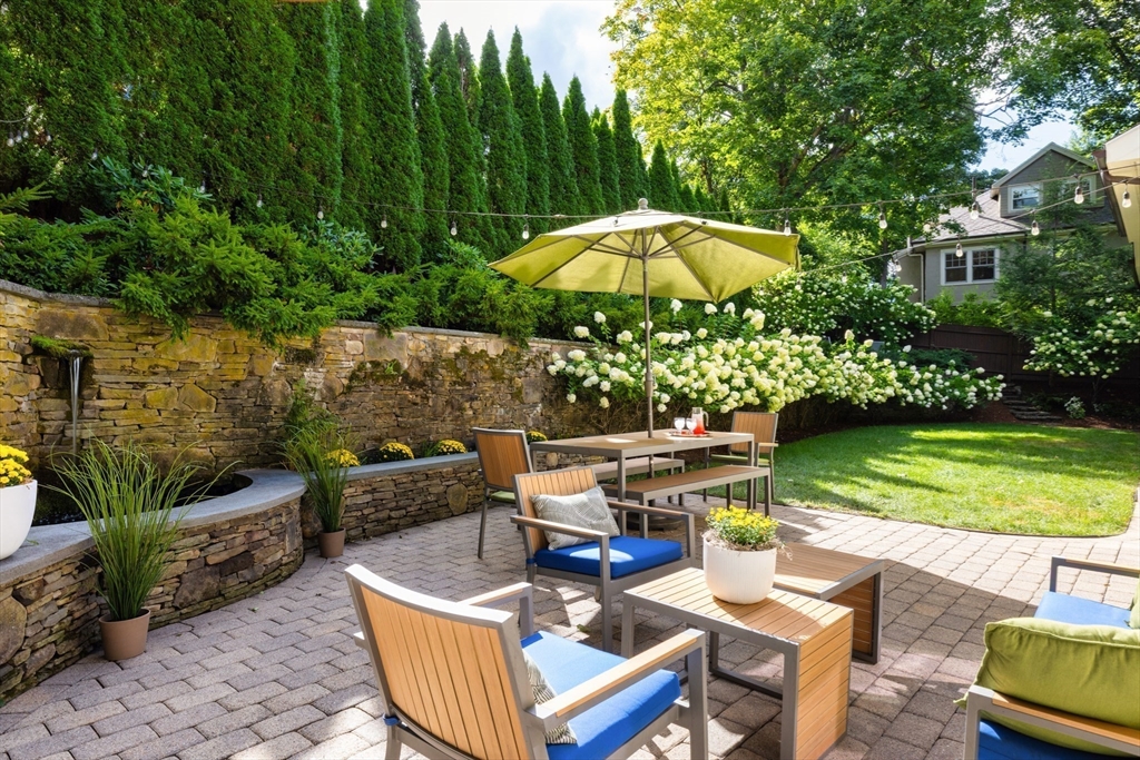 Brookline, Massachusetts, 02245, United States, 5 Bedrooms Bedrooms, ,5 BathroomsBathrooms,Residential,For Sale,1940538