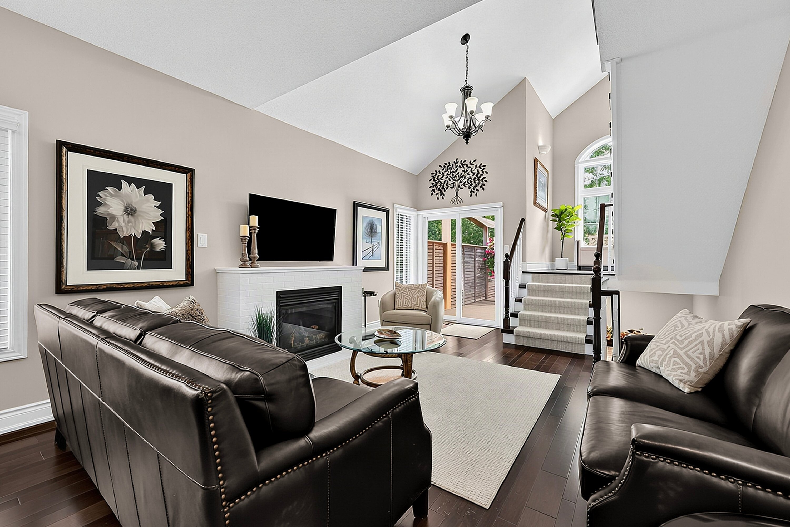 Thoughtfully Designed Townhome - 物件實景