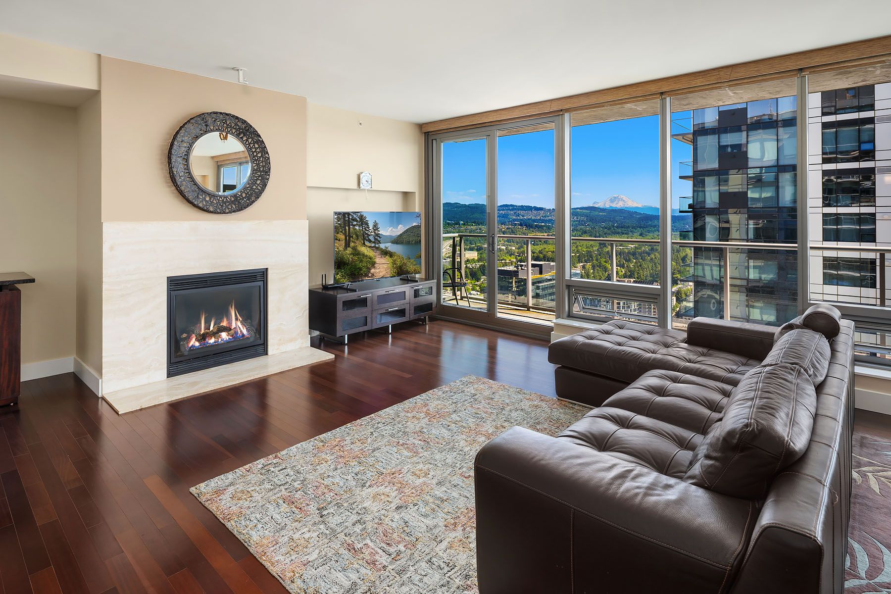  650 Bellevue Wy NE, Bellevue, WA 98004 - 物件實景