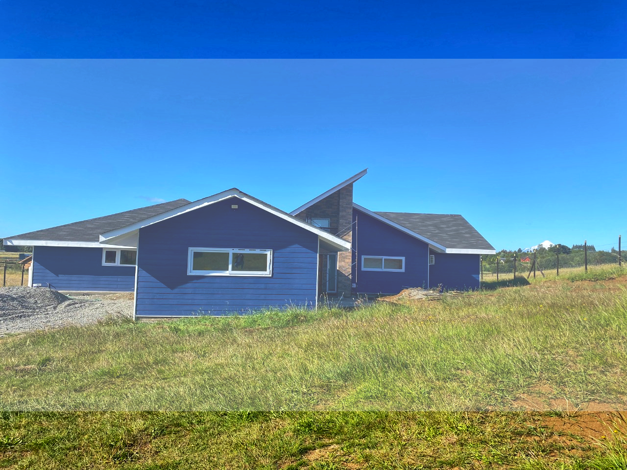 Puerto Varas, Chile, 4 Bedrooms Bedrooms, ,2 BathroomsBathrooms,Residential,For Sale,1882497