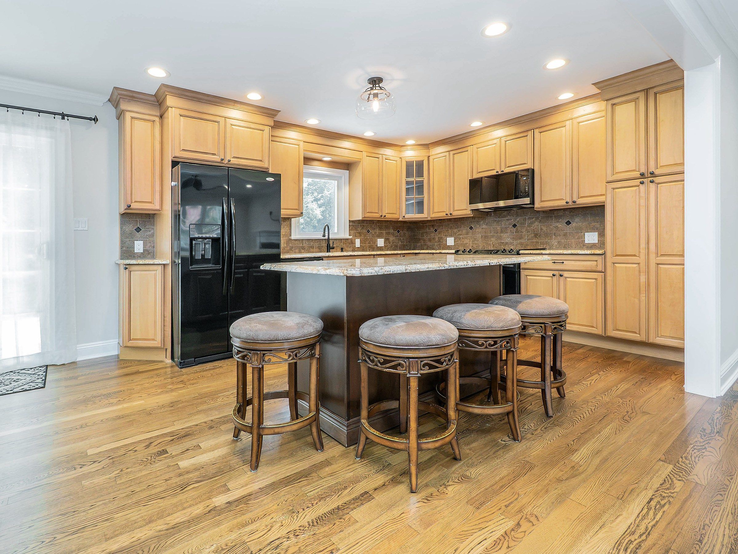  5 Central Avenue, Glen Cove, NY, 11542 - 物件實景