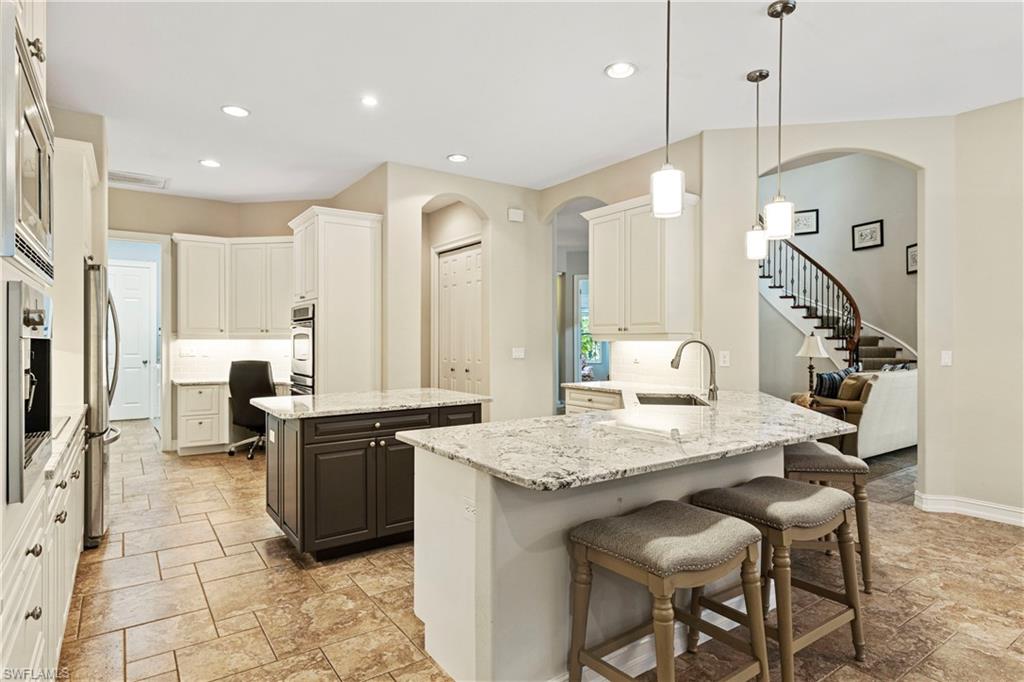 Naples, Florida, 34105, United States, 5 Bedrooms Bedrooms, ,4 BathroomsBathrooms,Residential,For Sale,1988253