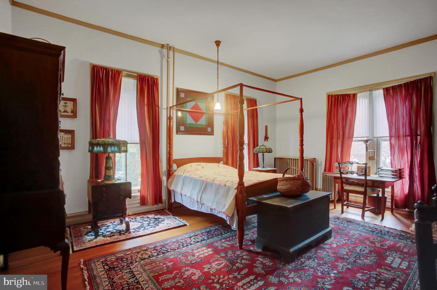 144 W Main Street, Waynesboro, Pennsylvania, 17268, United States, 7 Bedrooms Bedrooms, ,4 BathroomsBathrooms,Residential,For Sale,144 W Main Street,1662574