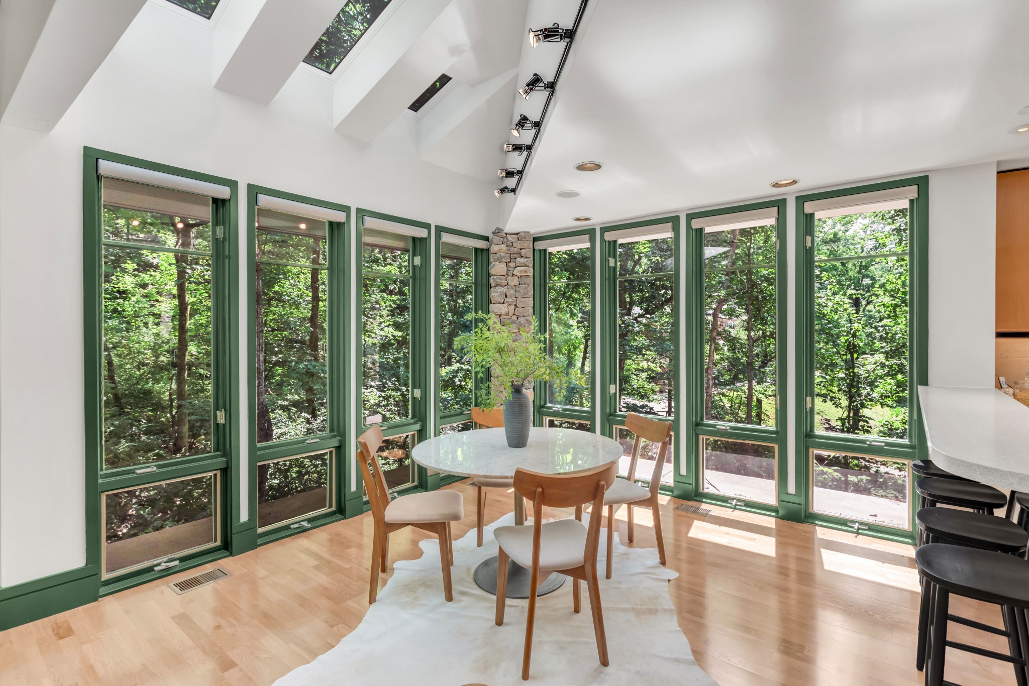  4 Glenn Abbey, Nashville, TN, 37215 - 物件實景