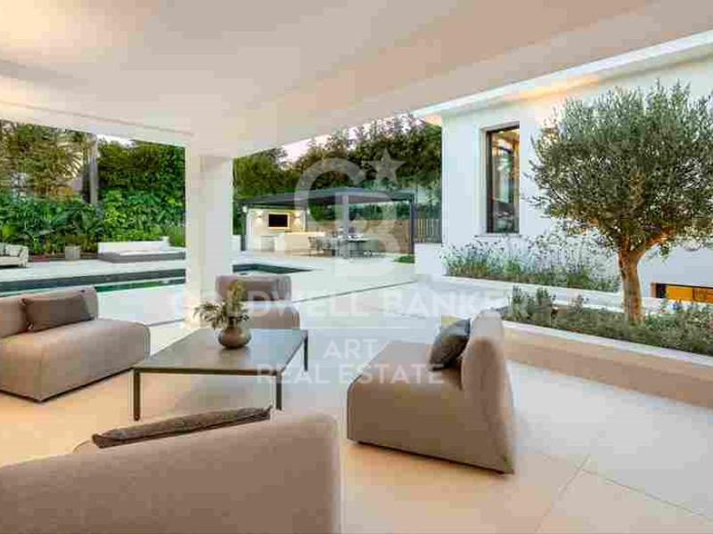 Marbella, Andalusia, ES, 5 Bedrooms Bedrooms, ,5 BathroomsBathrooms,Residential,For Sale,1819218