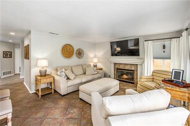 Colton, California, 92324, United States, 4 Bedrooms Bedrooms, ,3 BathroomsBathrooms,Residential,For Sale,1991252