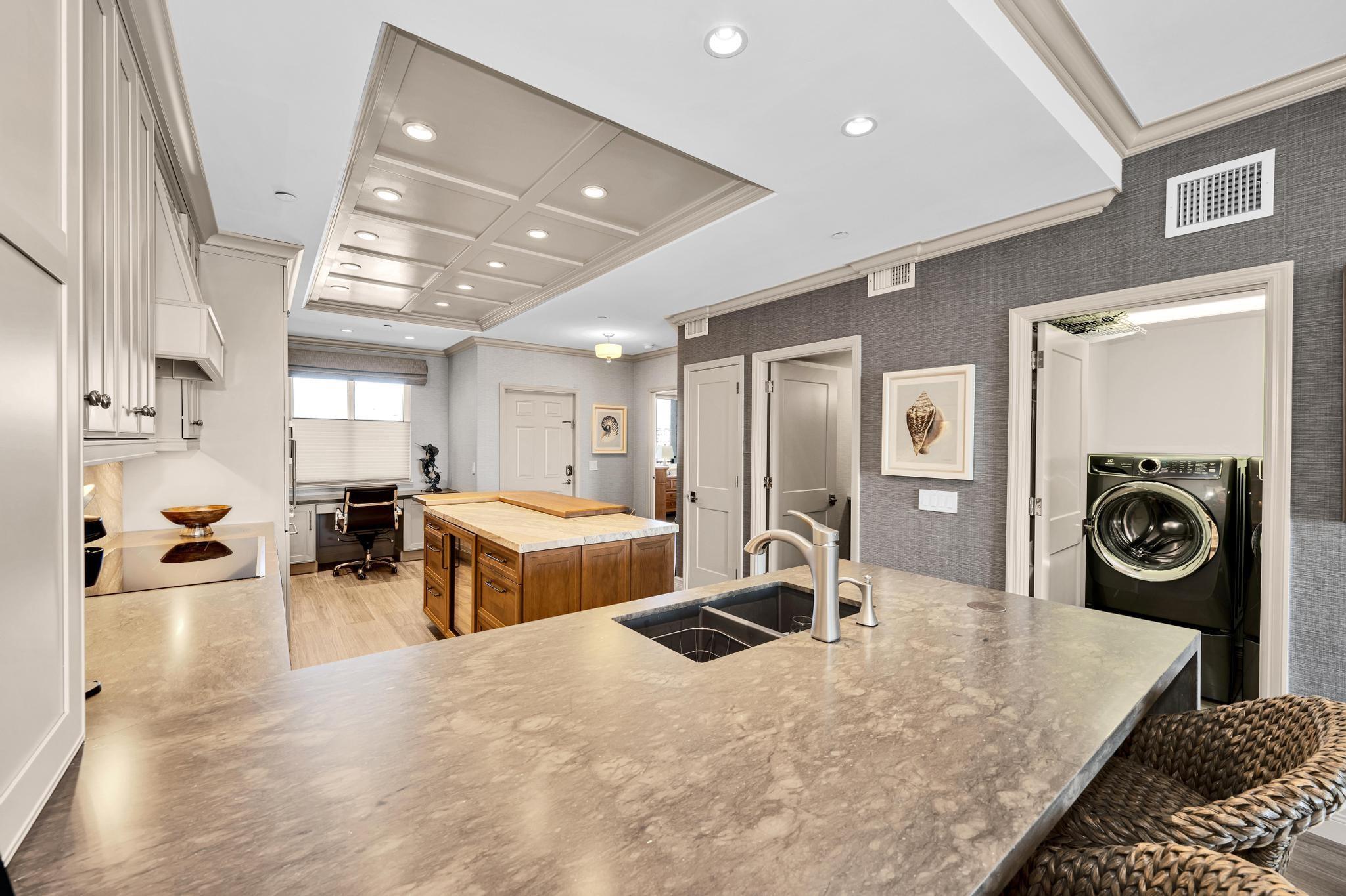 Pompano Beach, Florida, 33062, United States, 2 Bedrooms Bedrooms, ,3 BathroomsBathrooms,Residential,For Sale,1978279