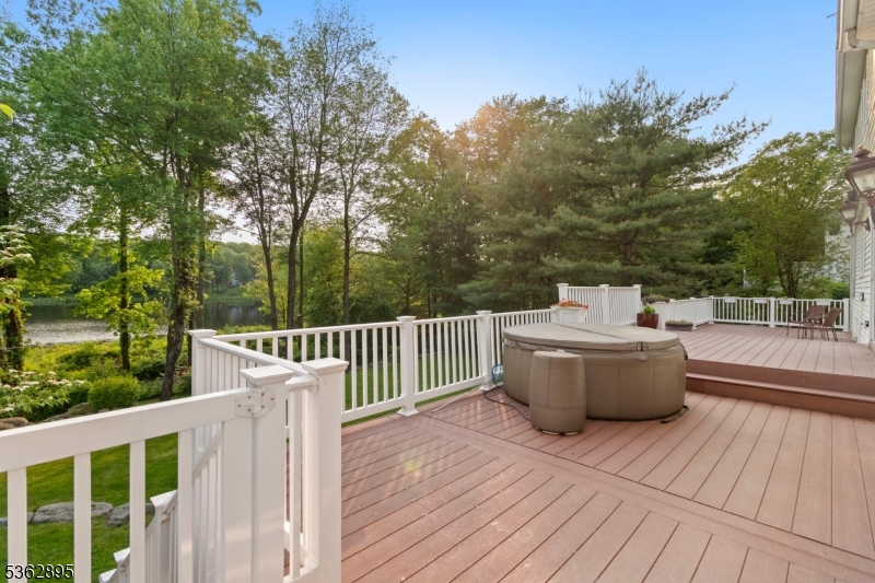 Sparta Twp., New Jersey, 07871, United States, 4 Bedrooms Bedrooms, ,4 BathroomsBathrooms,Residential,For Sale,1847599