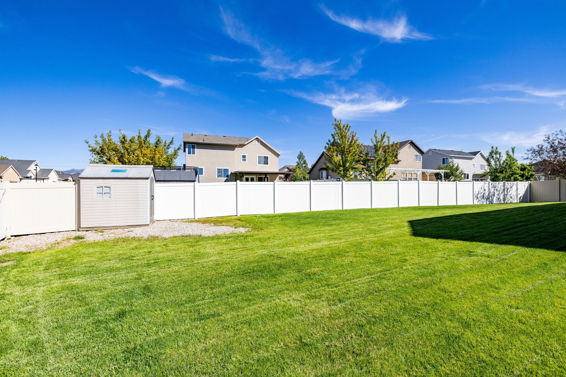  Fantastic Floor Plan in Great West Haven Location - 物件實景