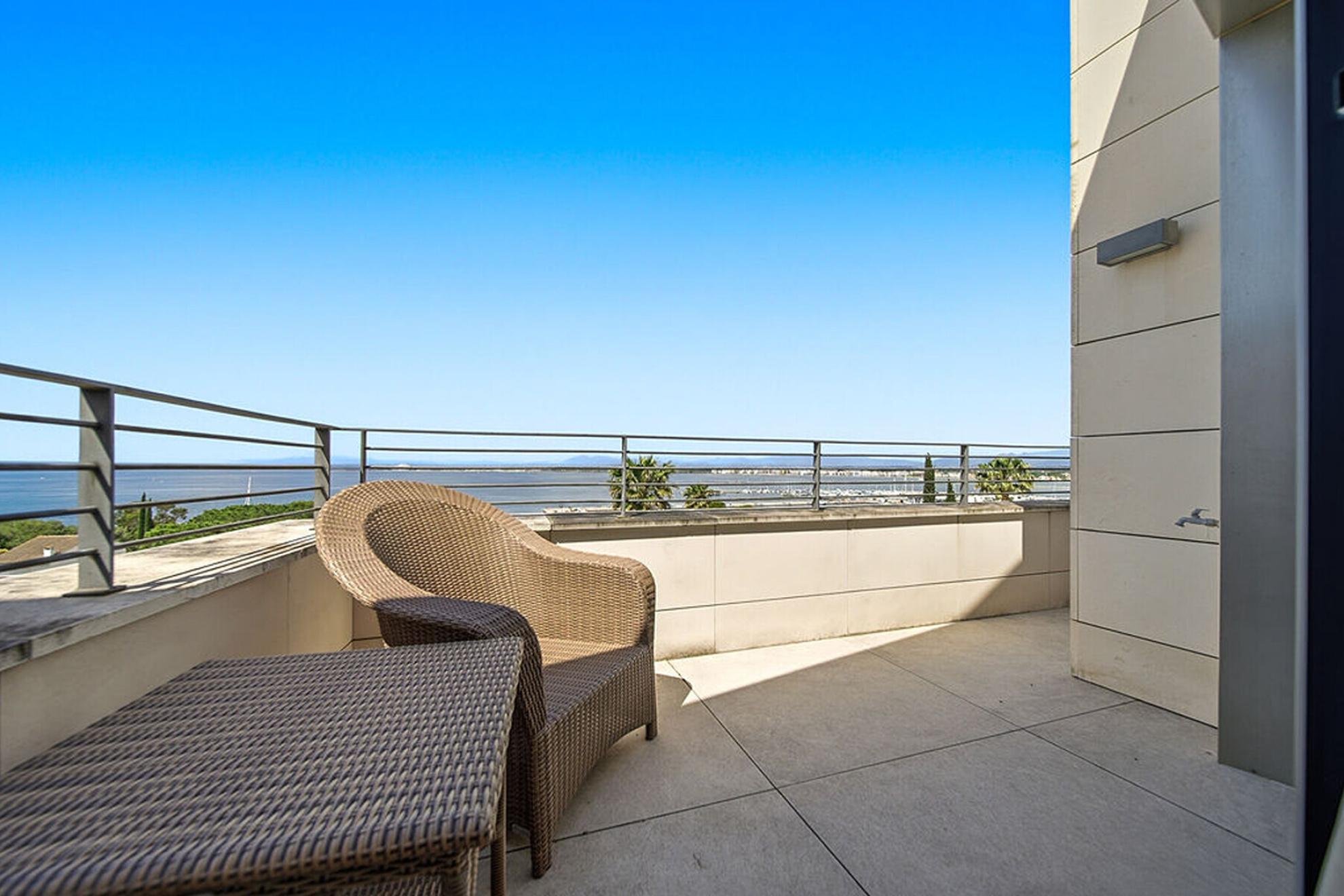  Exceptional Designer Villa with Marina, Sea and Mountain Views - 物件實景