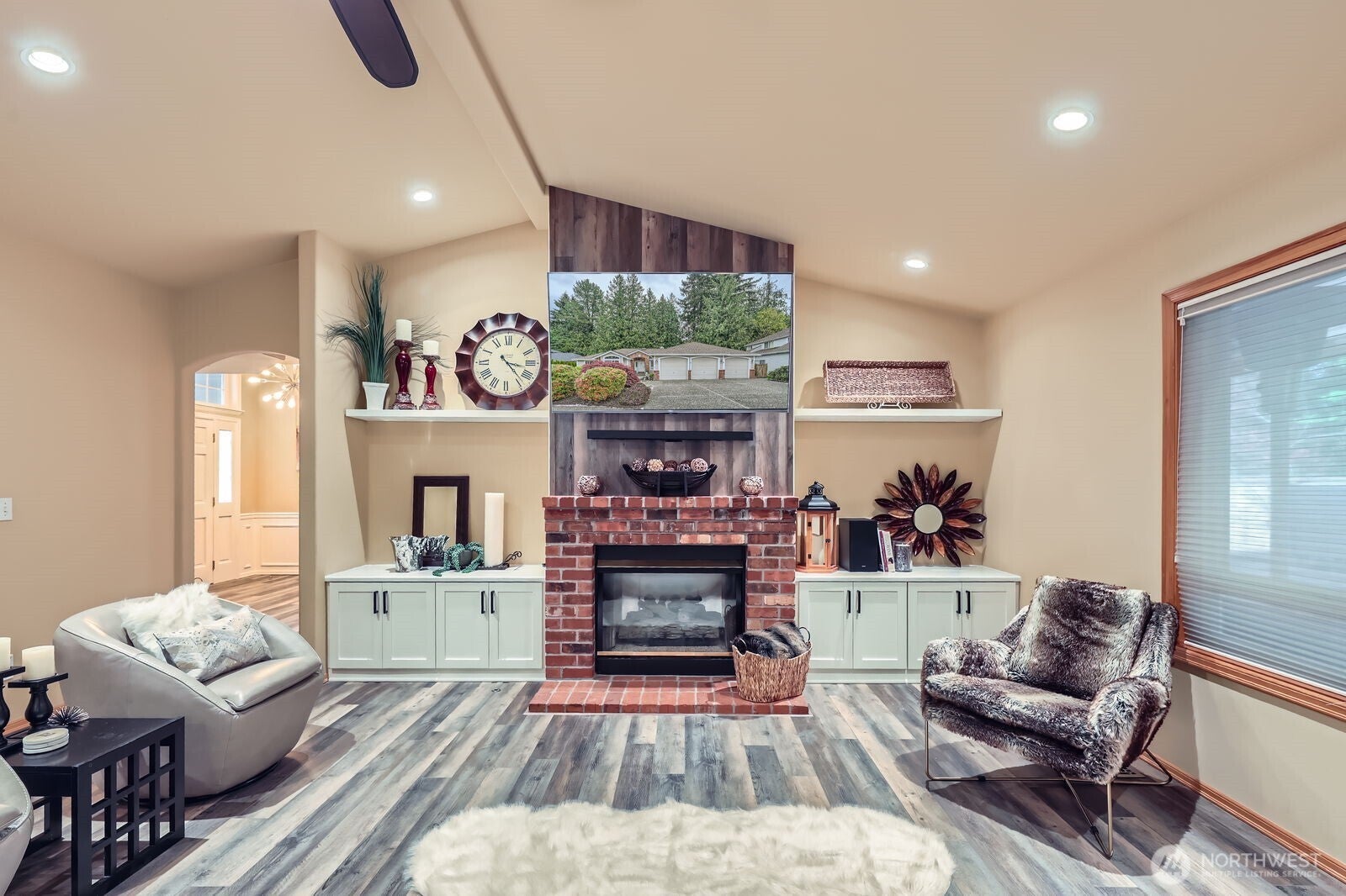 Mill Creek, Washington, 98012, United States, 3 Bedrooms Bedrooms, ,3 BathroomsBathrooms,Residential,For Sale,1792032