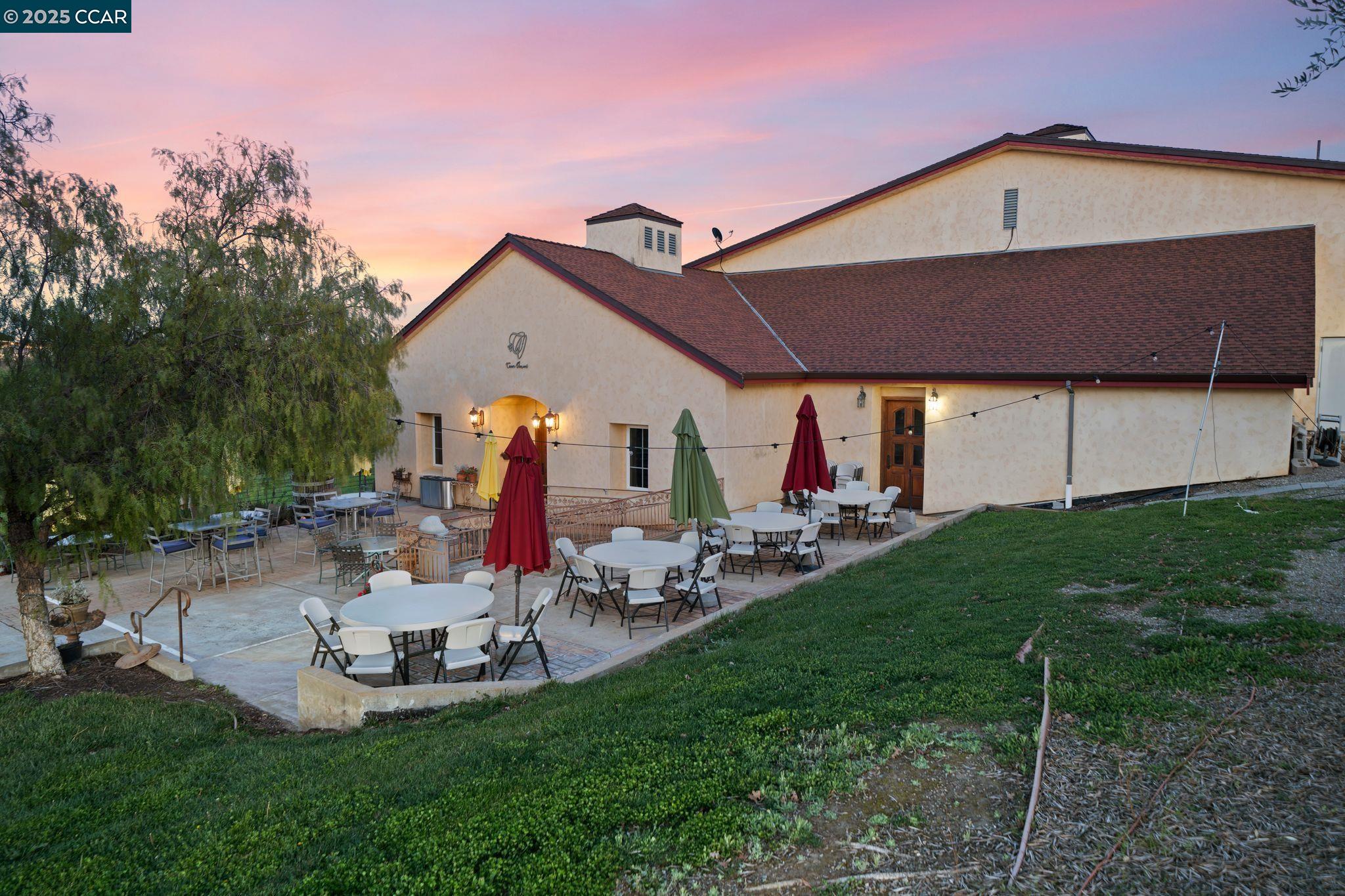 Livermore, California, 94550, United States, 5 Bedrooms Bedrooms, ,4 BathroomsBathrooms,Residential,For Sale,1918486