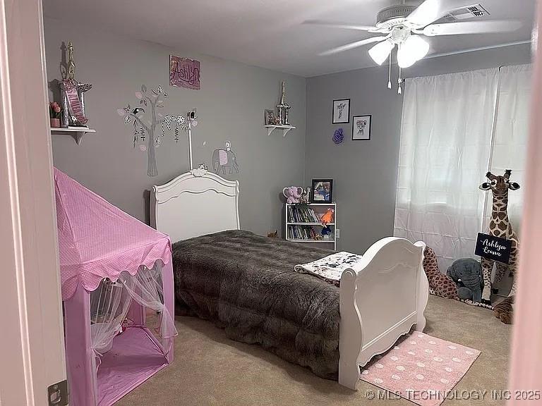 Fort Gibson, Oklahoma, 74434, United States, 5 Bedrooms Bedrooms, ,3 BathroomsBathrooms,Residential,For Sale,1980443