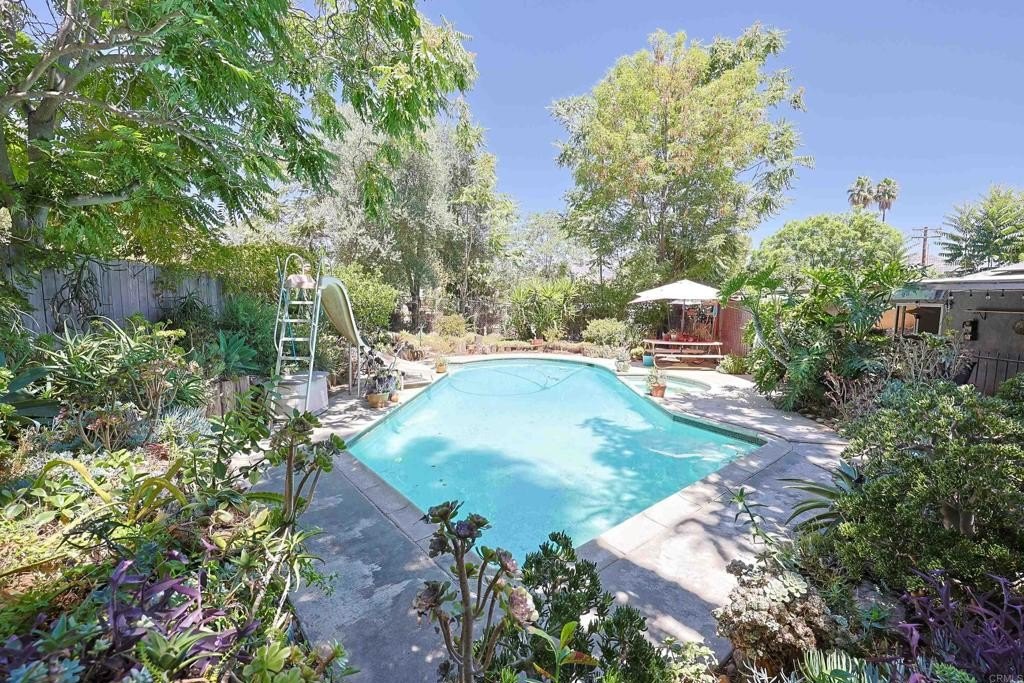 Lakeside, California, 92040, United States, 3 Bedrooms Bedrooms, ,2 BathroomsBathrooms,Residential,For Sale,1906391