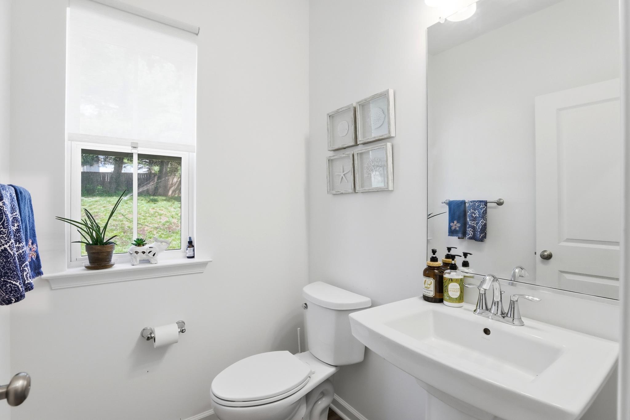  9428 Deschamp Court, Manassas, VA, 20112 - 物件實景