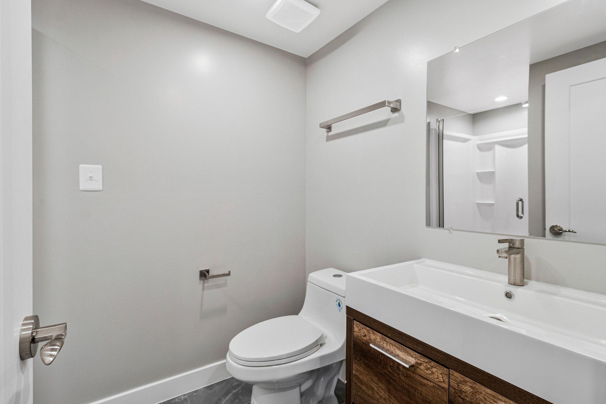  4326 Halley Terrace SE, Washington, DC, 20032 - 物件實景
