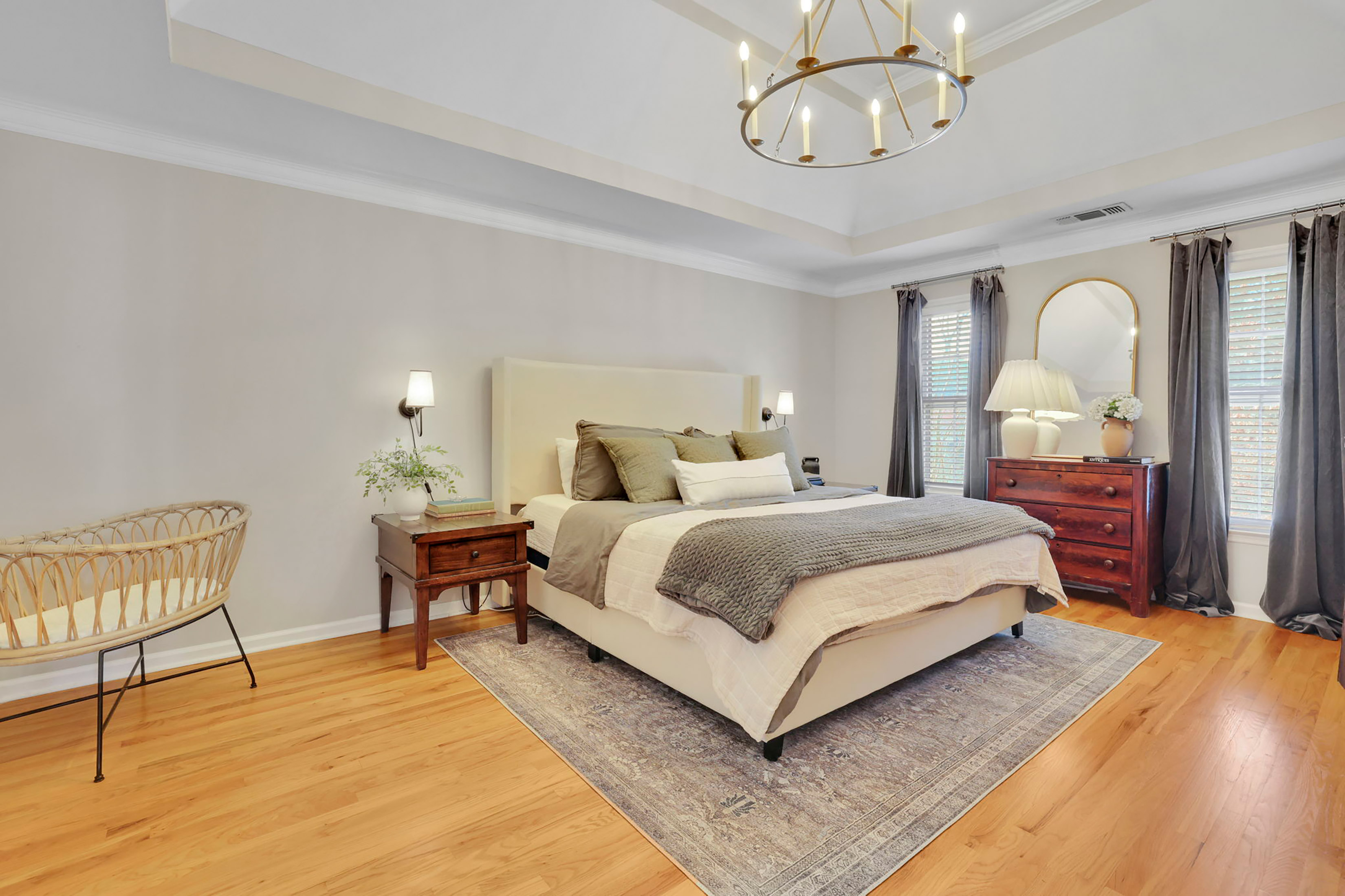  Beautifully Maintained Home Nestled Within a Quiet and Established Community - 物件實景