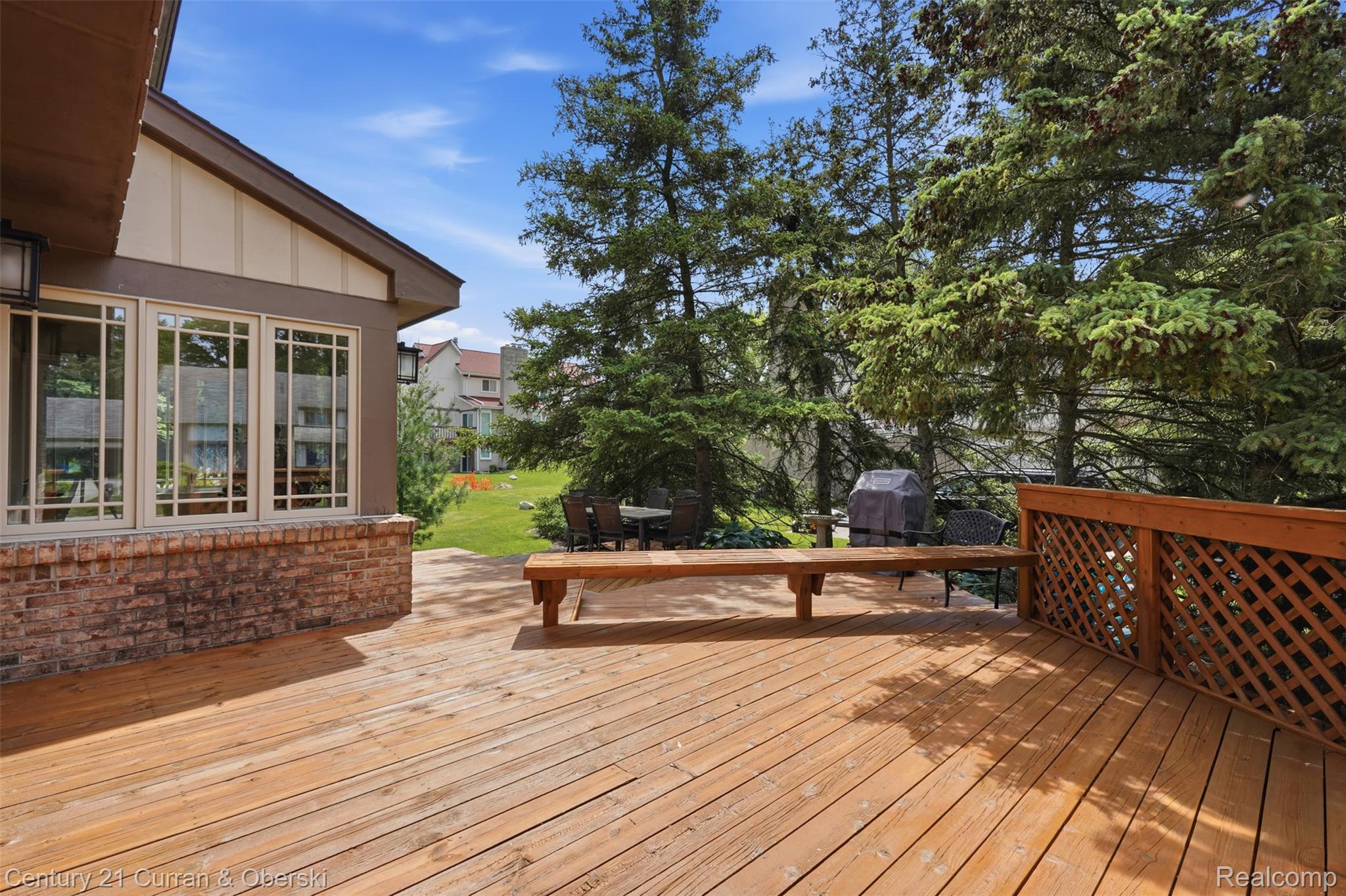 Farmington Hills, Michigan, 48331, United States, 4 Bedrooms Bedrooms, ,4 BathroomsBathrooms,Residential,For Sale,2048985