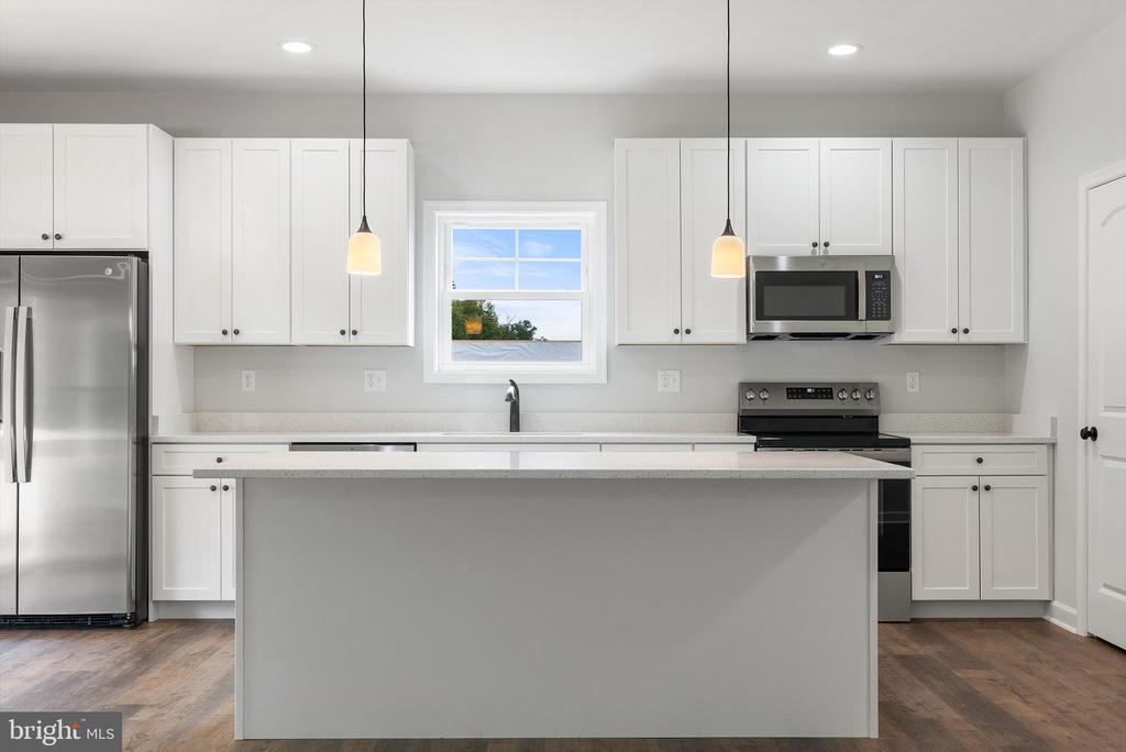 Boyce, Virginia, 22620, United States, 3 Bedrooms Bedrooms, ,3 BathroomsBathrooms,Residential,For Sale,1980169