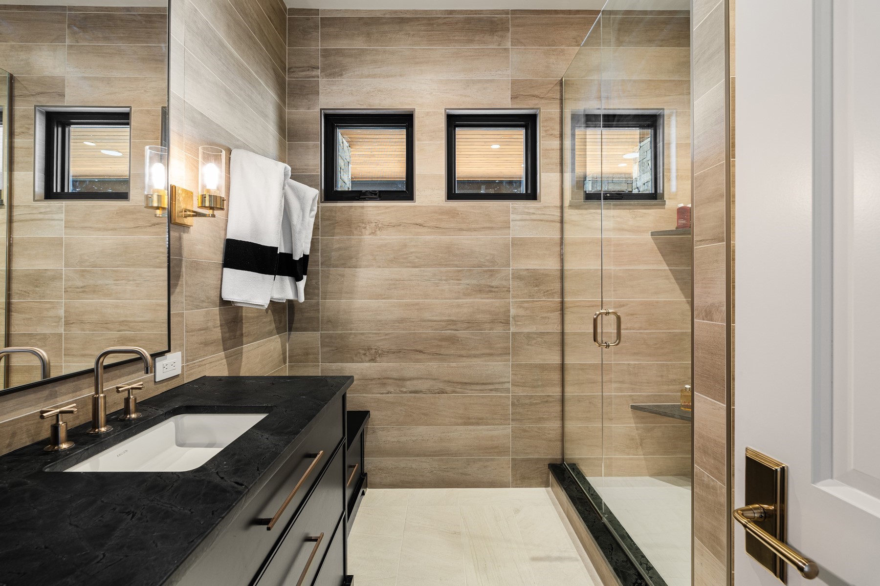  Luxury Waterfront 10 min to Town - 物件實景