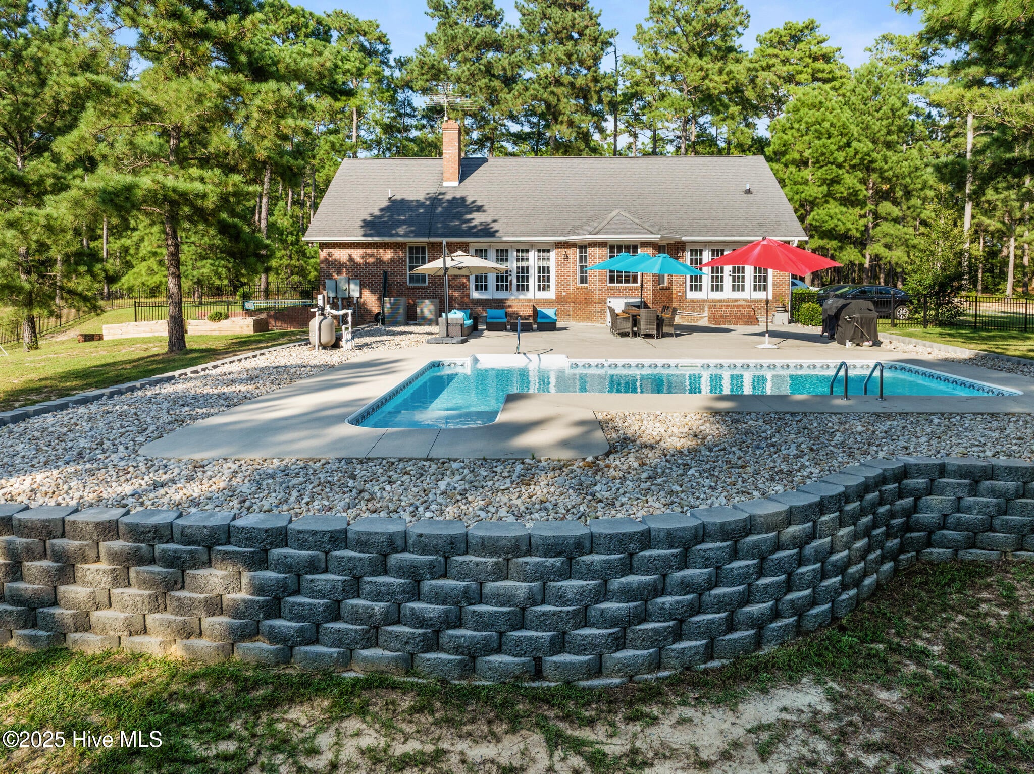 Ellerbe, North Carolina, 28338, United States, 3 Bedrooms Bedrooms, ,2 BathroomsBathrooms,Residential,For Sale,1926015