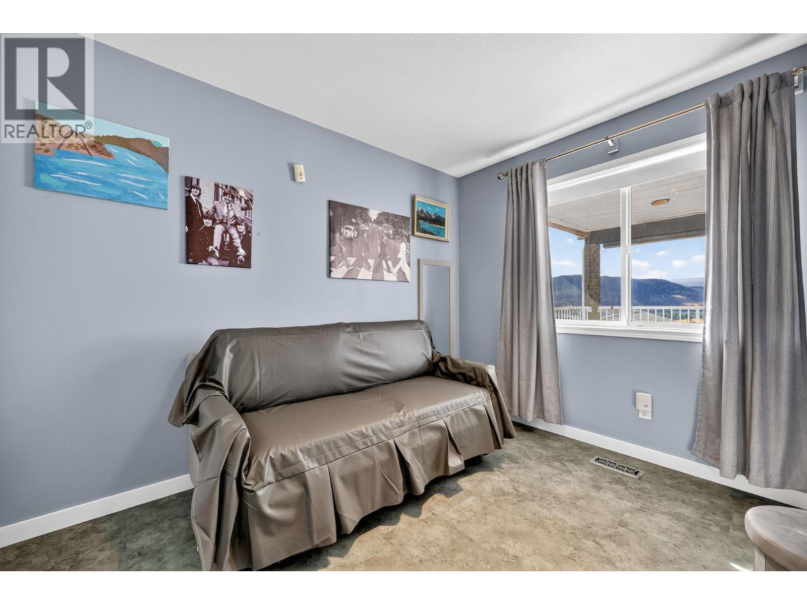 KELOWNA, British Columbia, V1X 7T6, CA, 4 Bedrooms Bedrooms, ,2 BathroomsBathrooms,Residential,For Sale,1918347