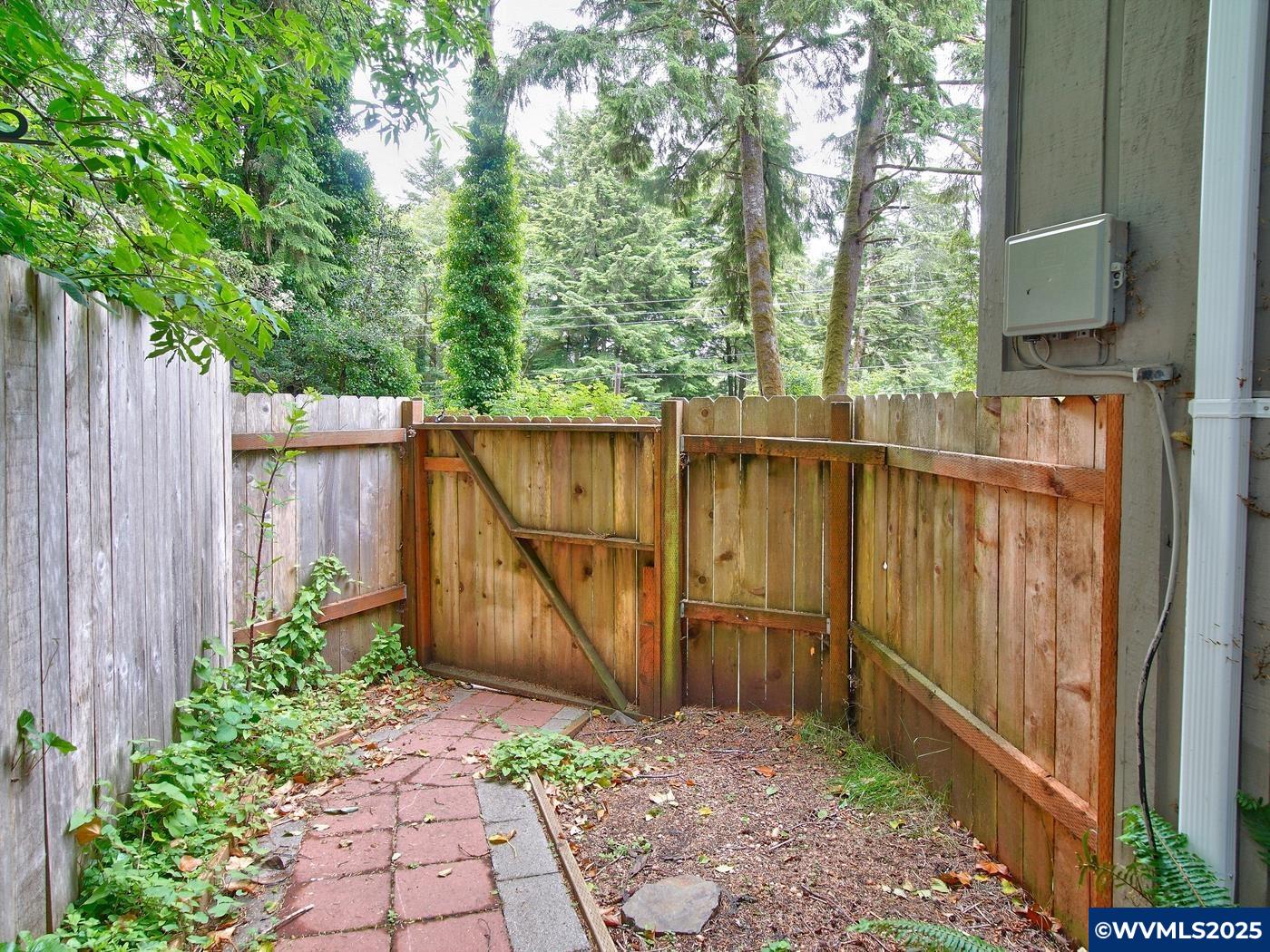 Lincoln City, Oregon, 97367, United States, ,2 BathroomsBathrooms,Residential,For Sale,1878367